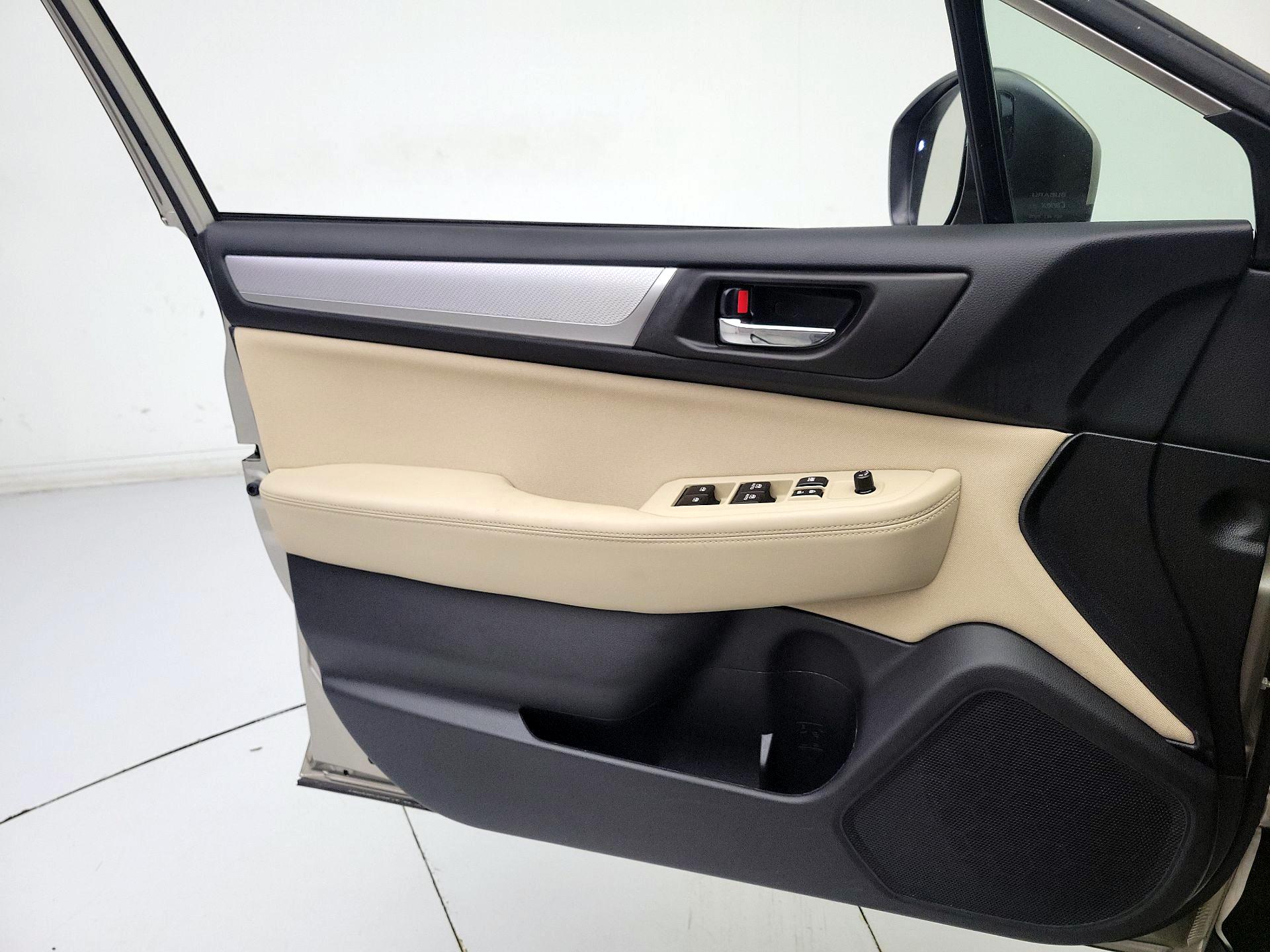 Thumbnail: 2018 Subaru Outback - 12