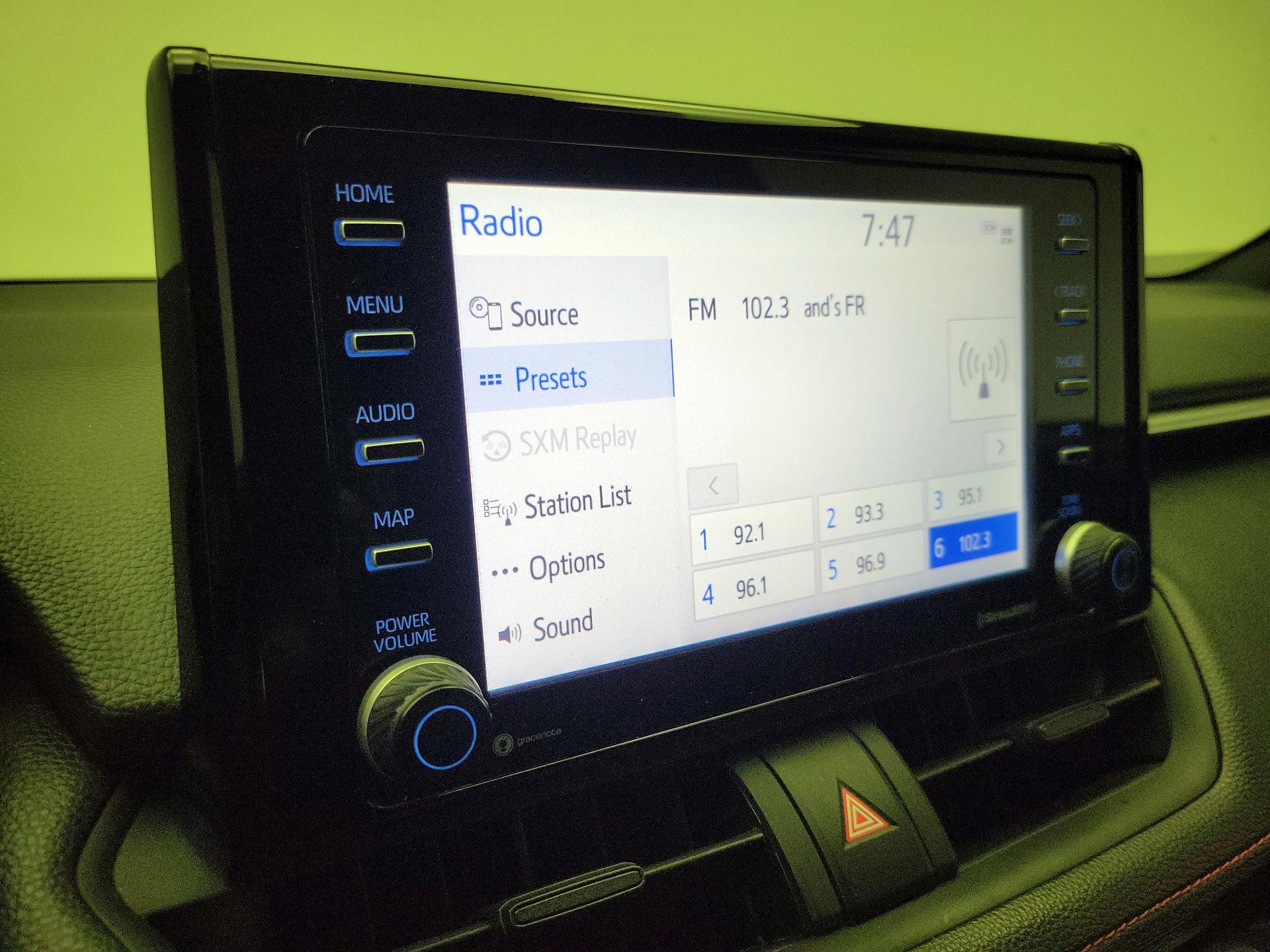 Thumbnail: 2022 Toyota RAV4 - 15