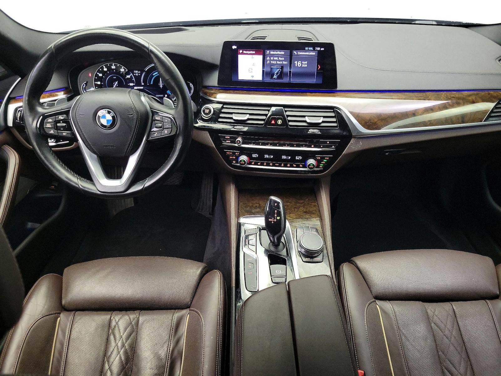 2018 BMW 5 Series 530e - Photo 10
