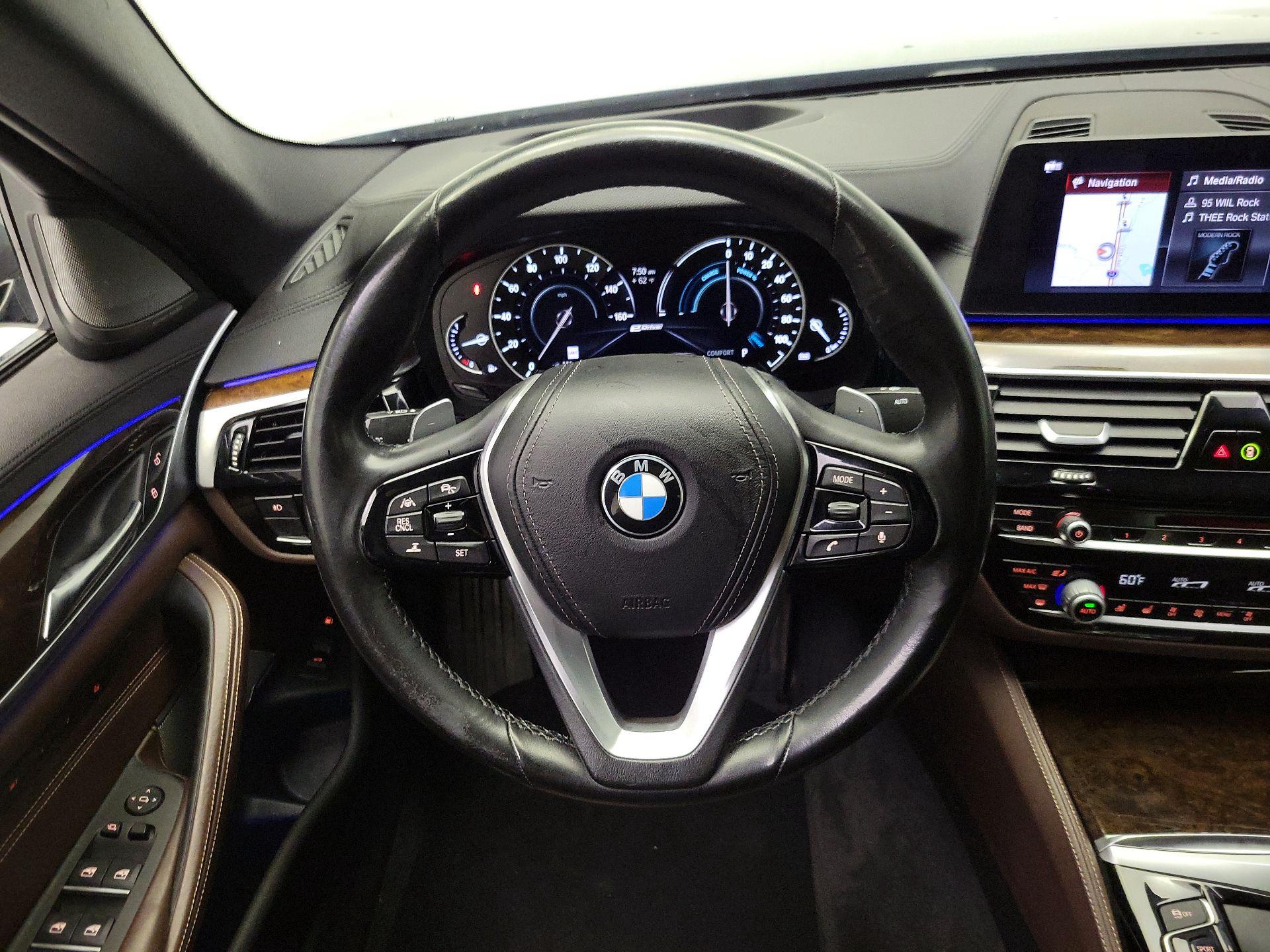 Thumbnail: 2018 BMW 5 Series - 10