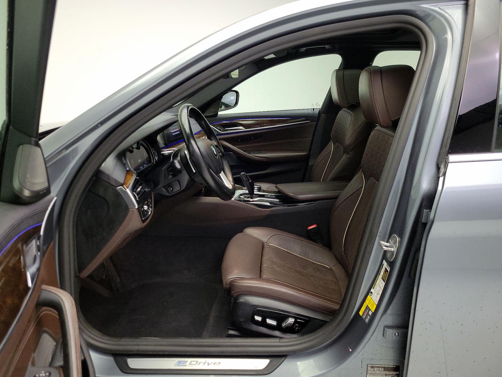 Thumbnail: 2018 BMW 5 Series - 11