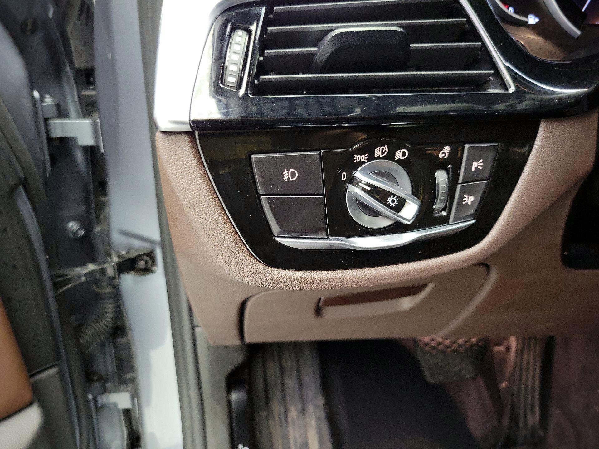 Thumbnail: 2018 BMW 5 Series - 13