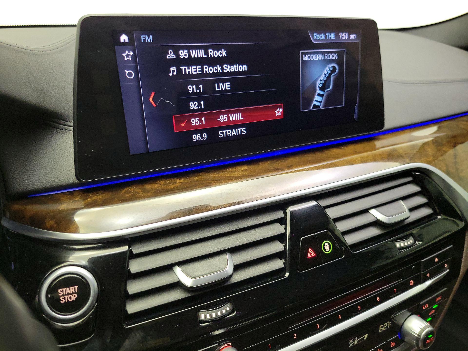 Thumbnail: 2018 BMW 5 Series - 16