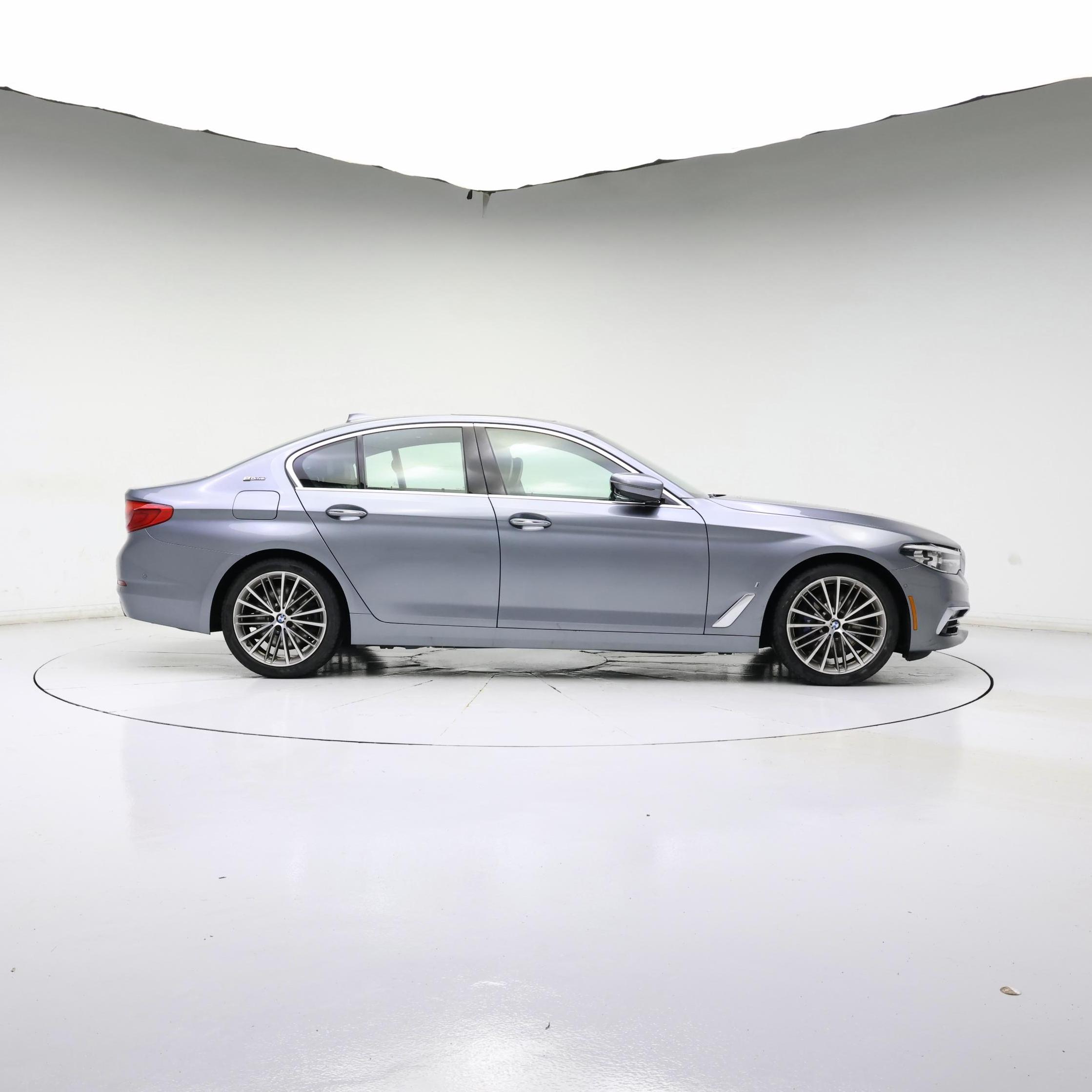 Thumbnail: 2018 BMW 5 Series - 7