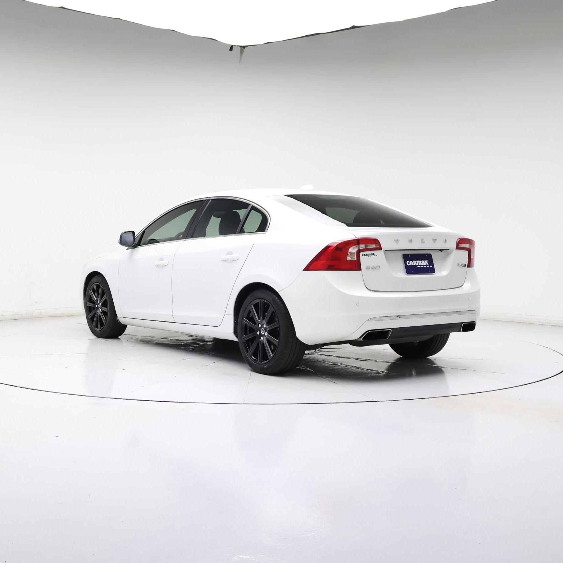 Thumbnail: 2016 Volvo S60 - 2