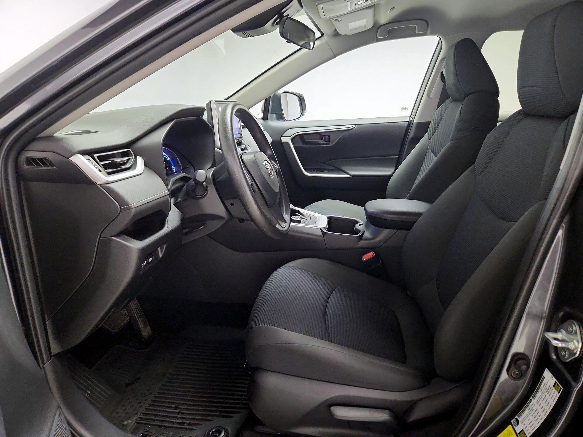 Thumbnail: 2024 Toyota RAV4 - 11