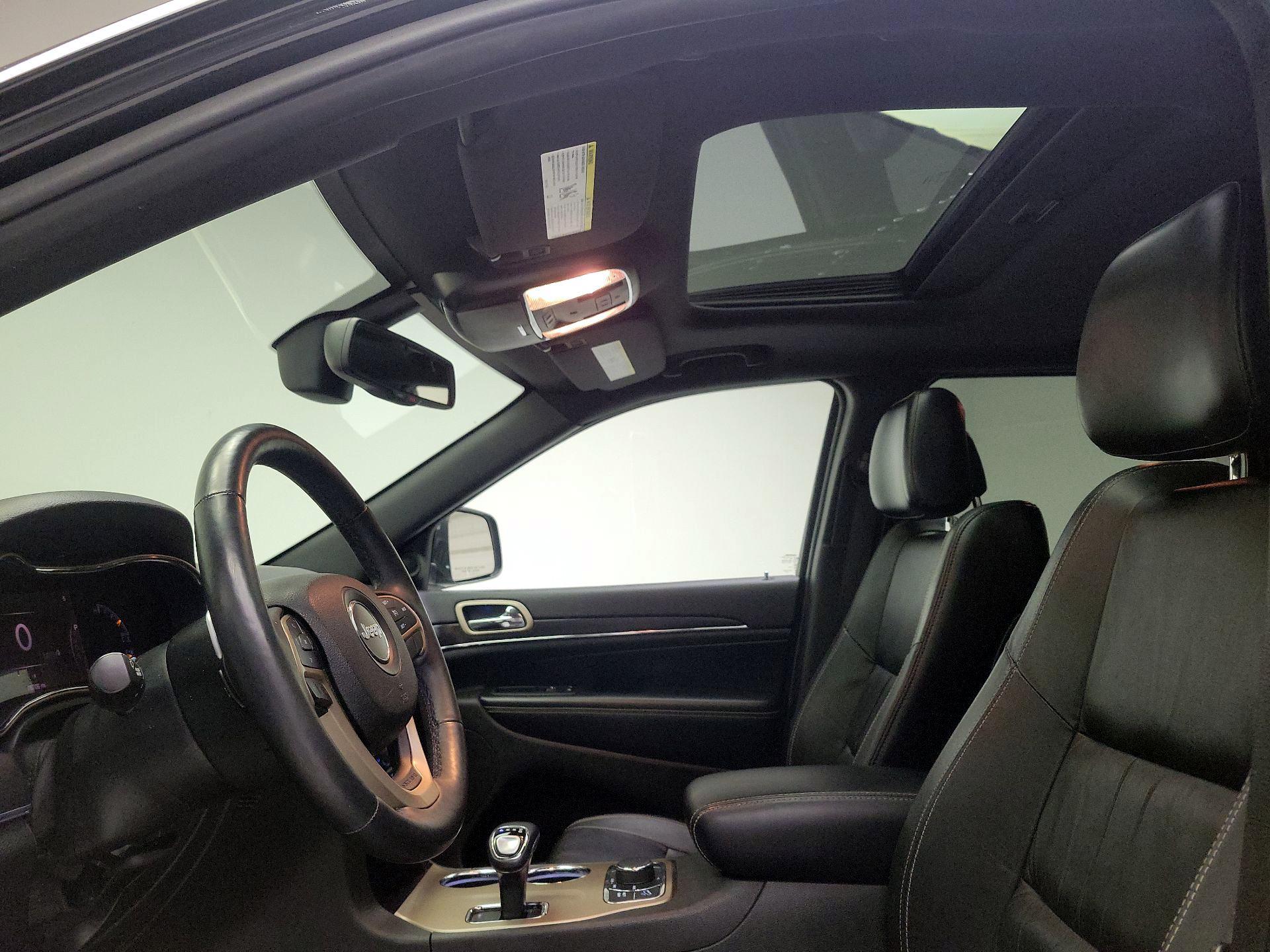 Thumbnail: 2014 Jeep Grand Cherokee - 20