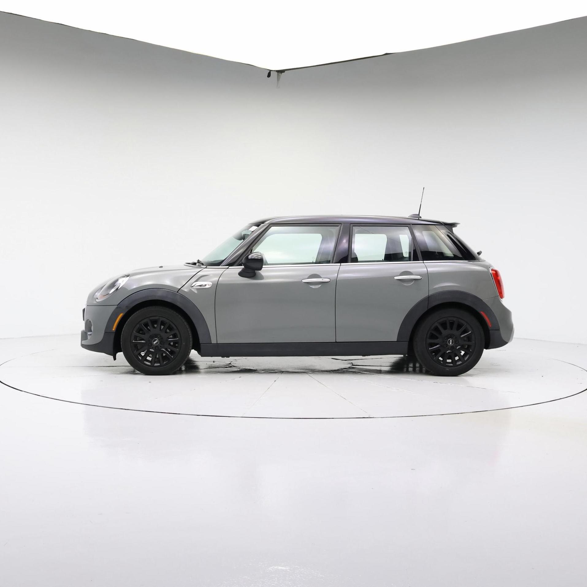 Thumbnail: 2016 MINI Cooper Hardtop - 7