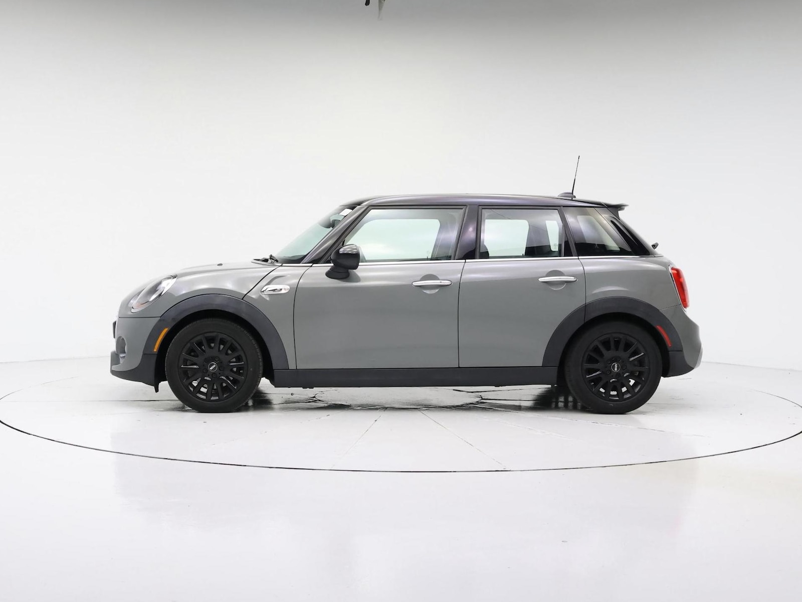 2016 MINI Cooper S - Photo 8