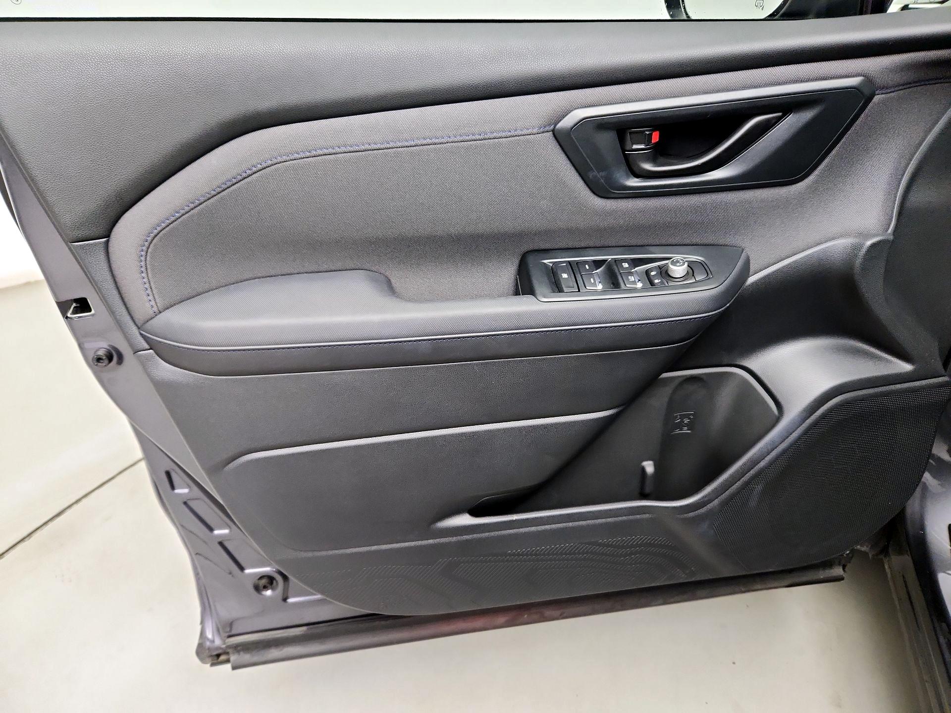 Thumbnail: 2025 Subaru Forester - 12