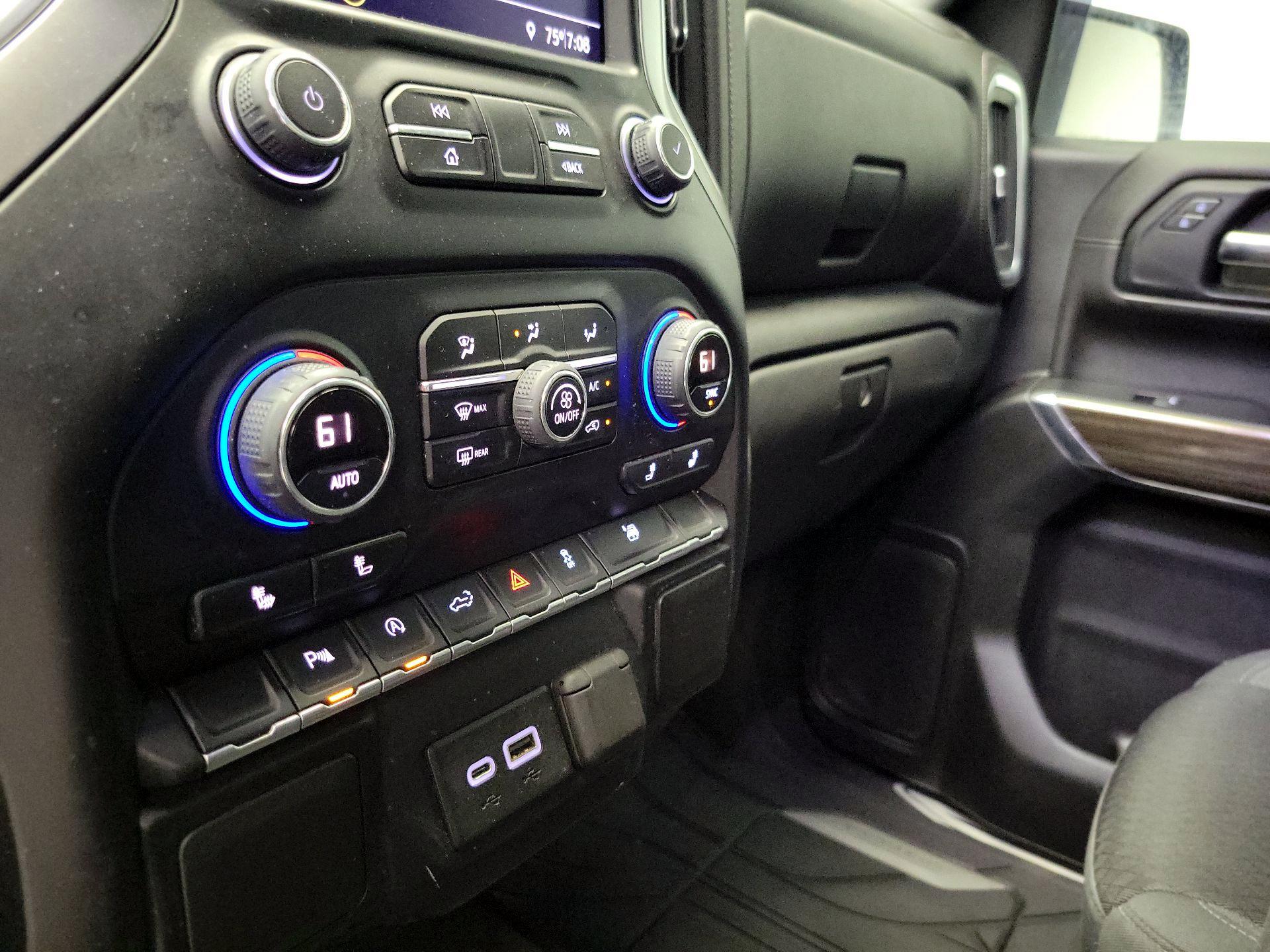 Thumbnail: 2019 Chevrolet Silverado 1500 - 16