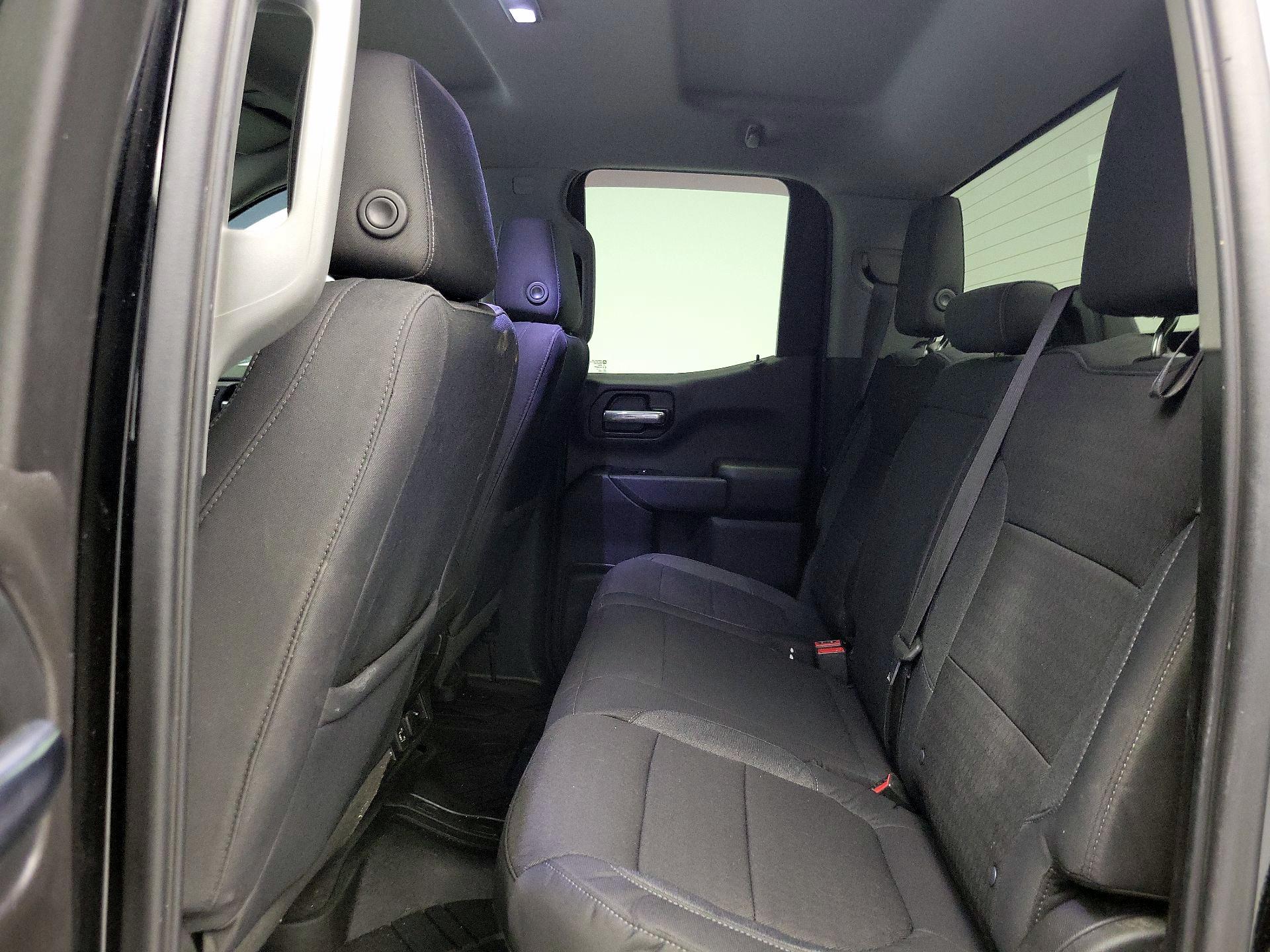 Thumbnail: 2019 Chevrolet Silverado 1500 - 19