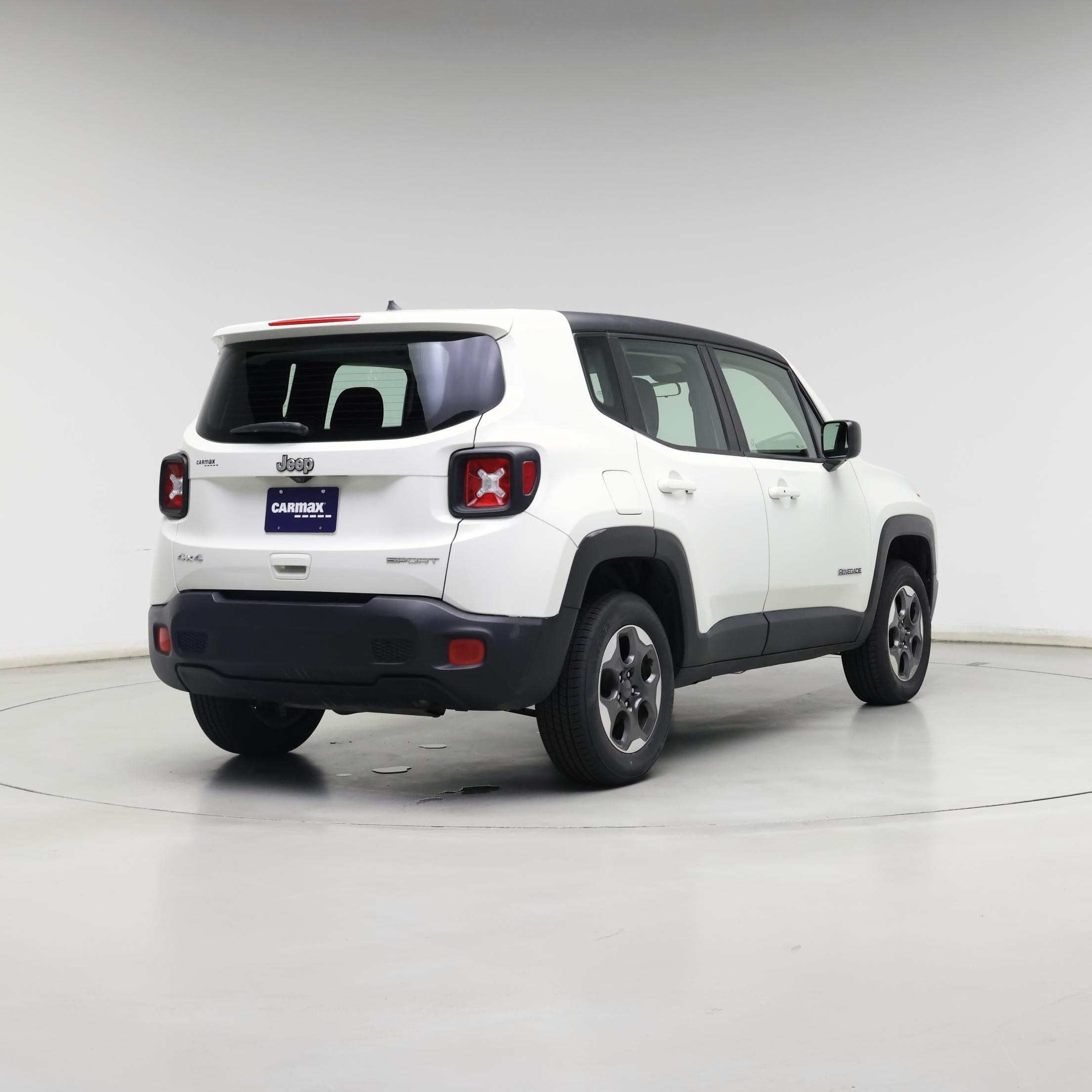 Thumbnail: 2018 Jeep Renegade - 8