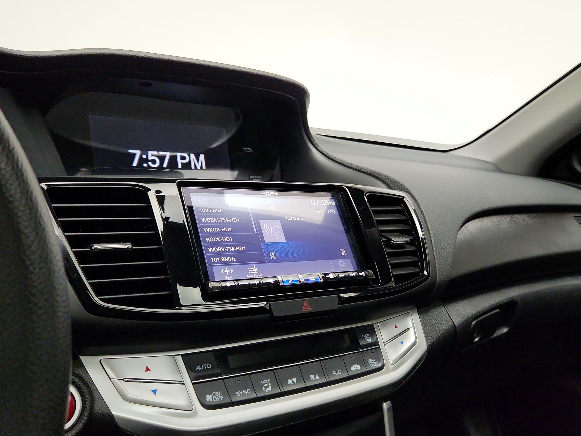 Thumbnail: 2014 Honda Accord - 15