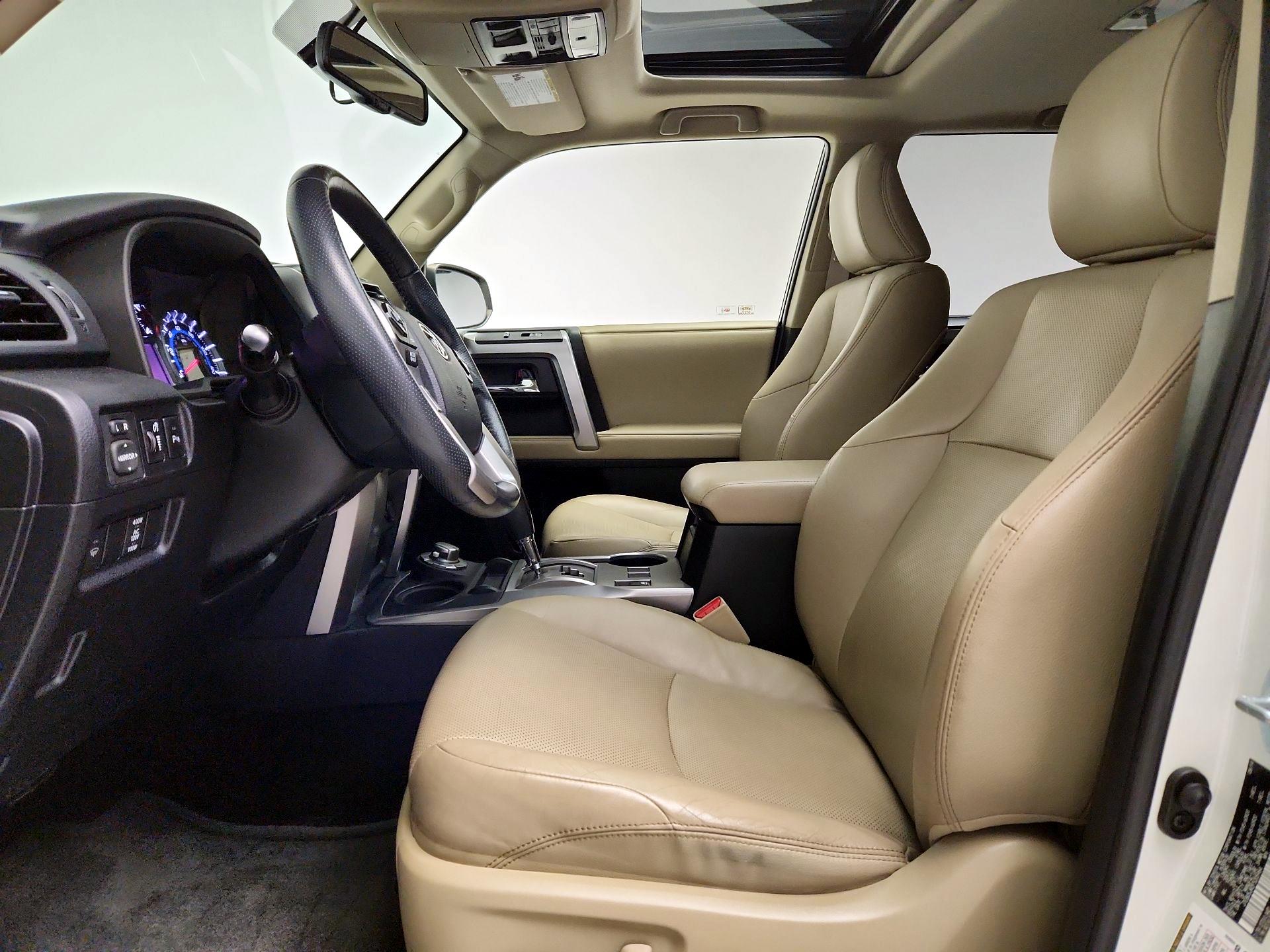 Thumbnail: 2015 Toyota 4Runner - 11