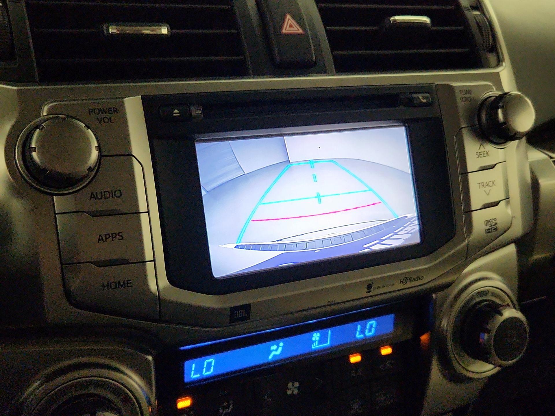 Thumbnail: 2015 Toyota 4Runner - 14