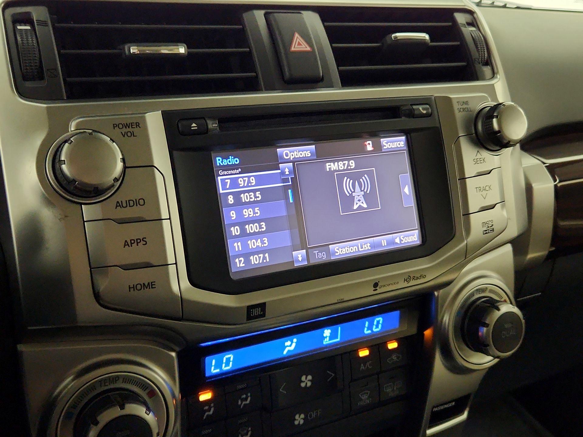 Thumbnail: 2015 Toyota 4Runner - 15