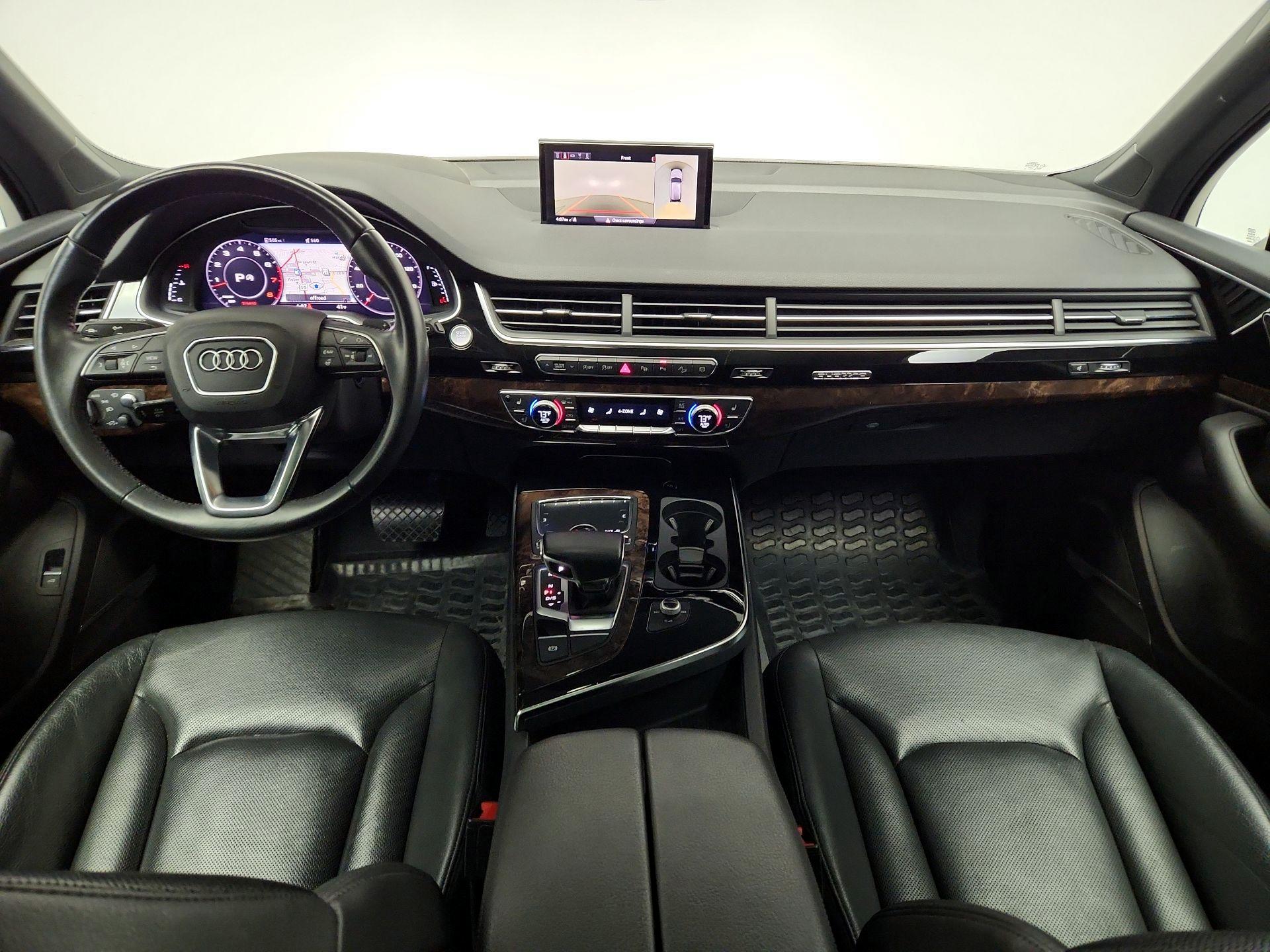 Thumbnail: 2019 Audi Q7 - 9
