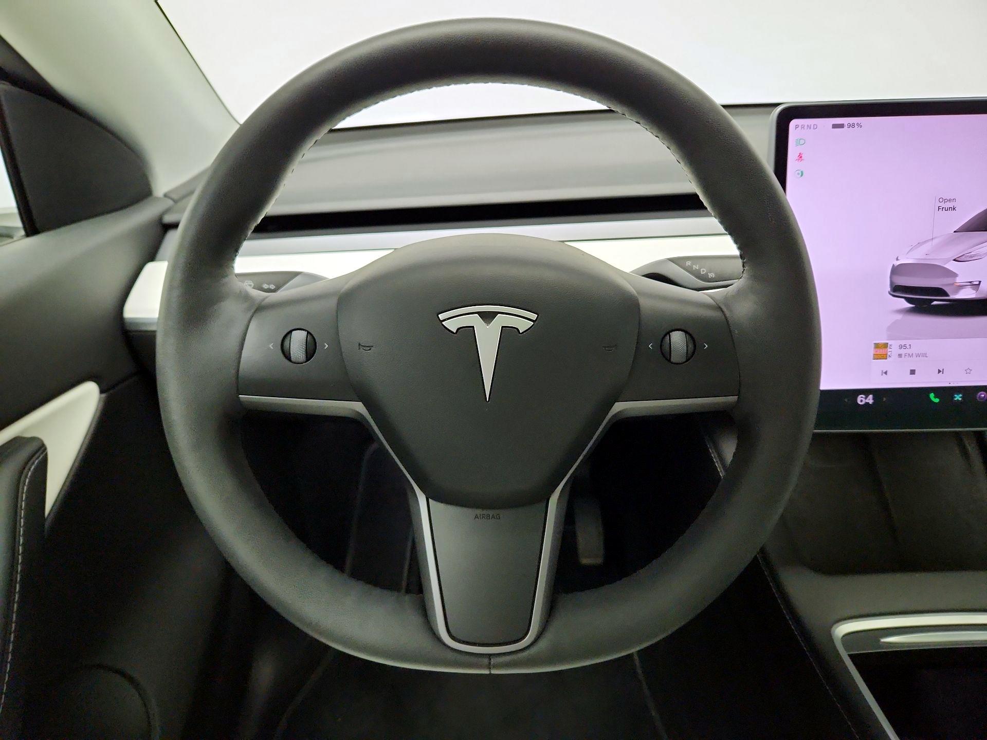 Thumbnail: 2022 Tesla Model Y - 10