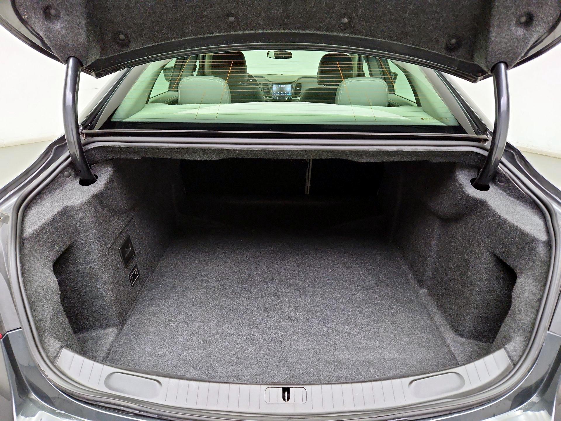 Thumbnail: 2015 Chevrolet Impala - 18