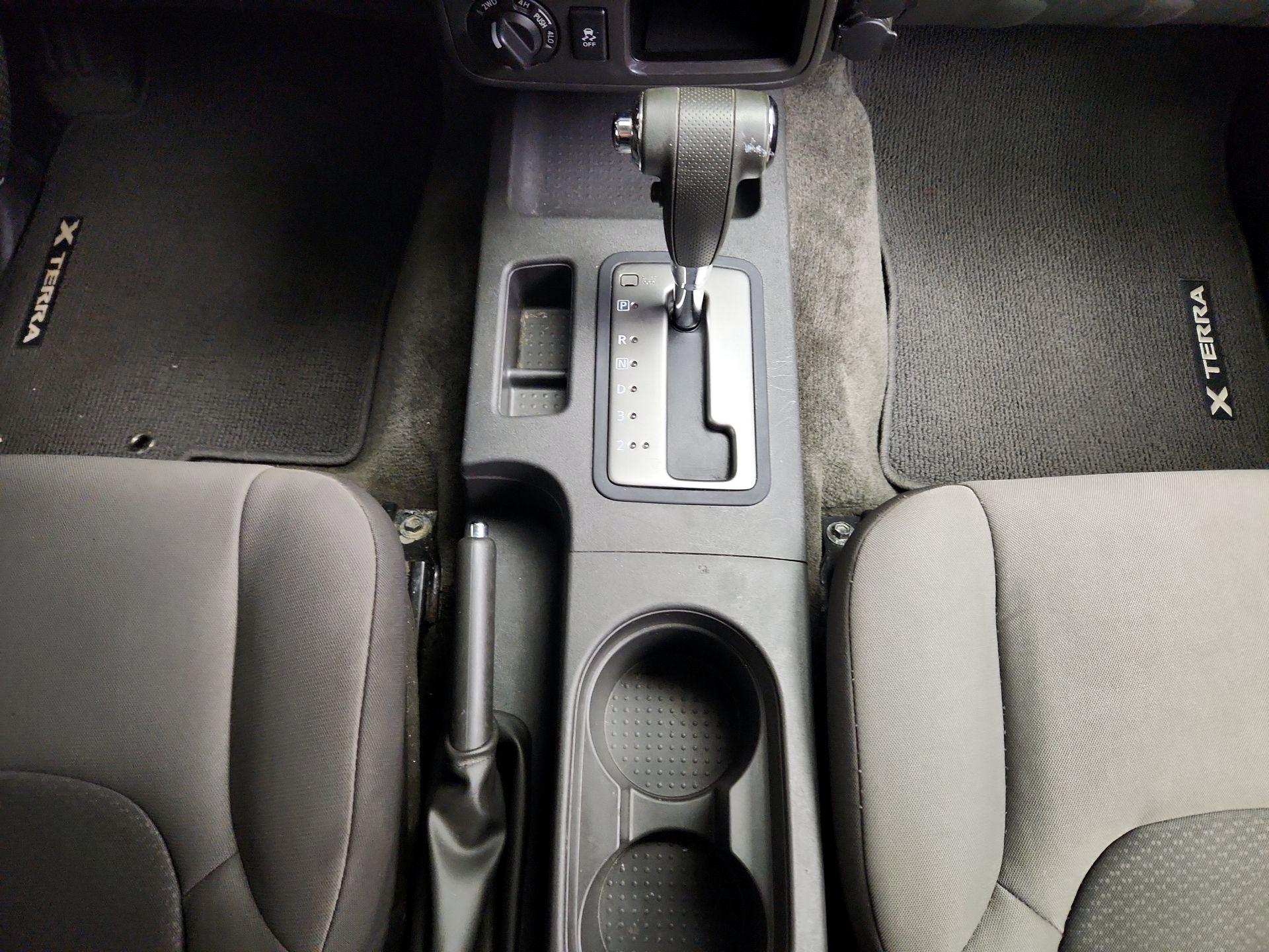 Thumbnail: 2014 Nissan Xterra - 16