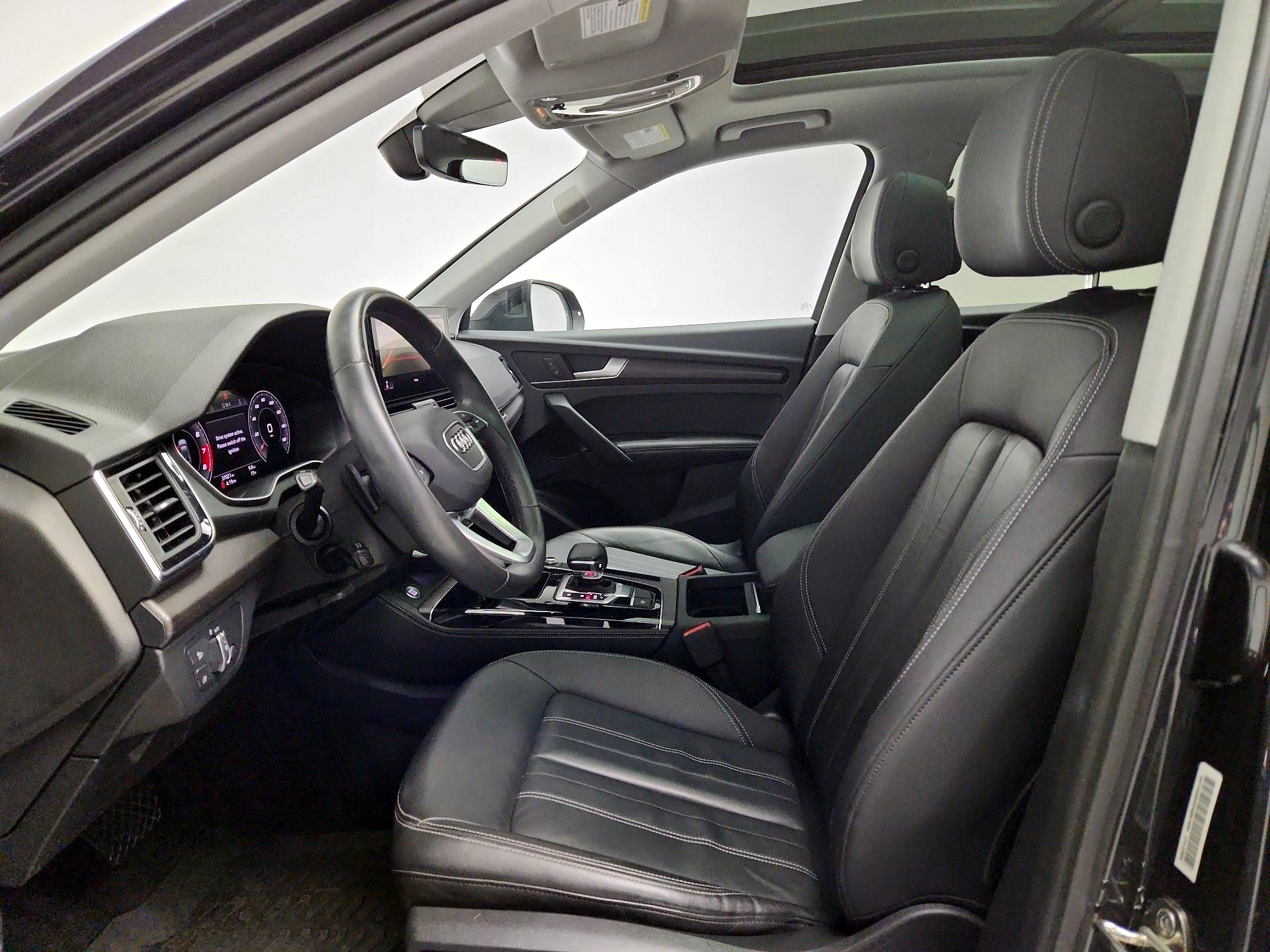 Thumbnail: 2021 Audi Q5 - 11