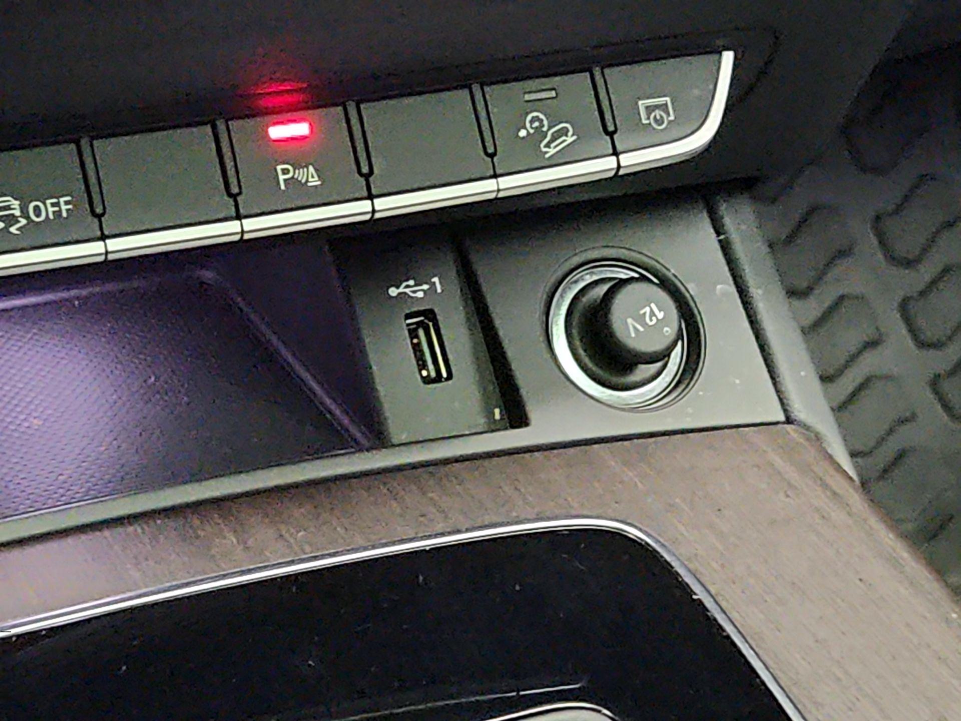 Thumbnail: 2021 Audi Q5 - 18