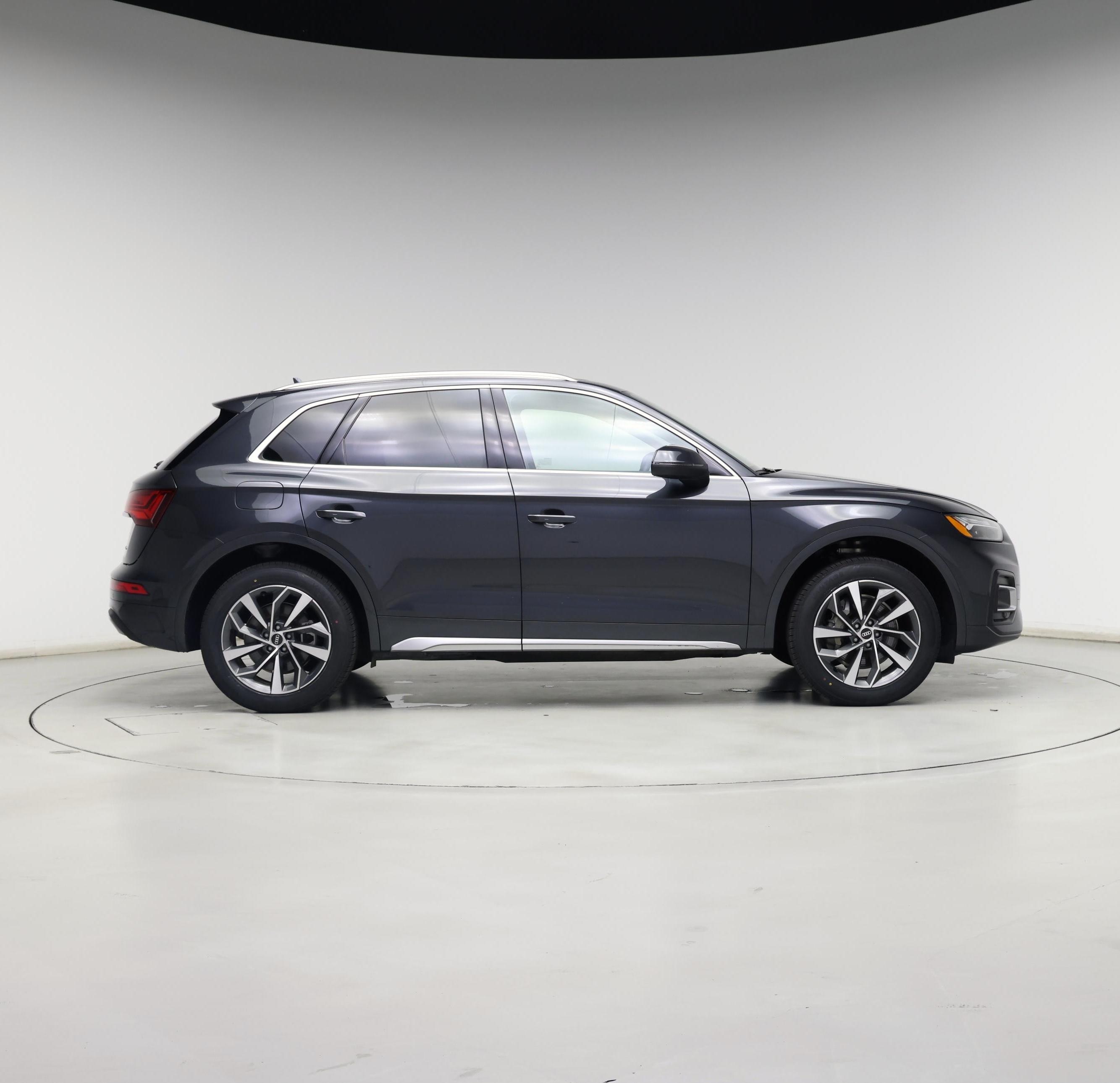 Thumbnail: 2021 Audi Q5 - 7