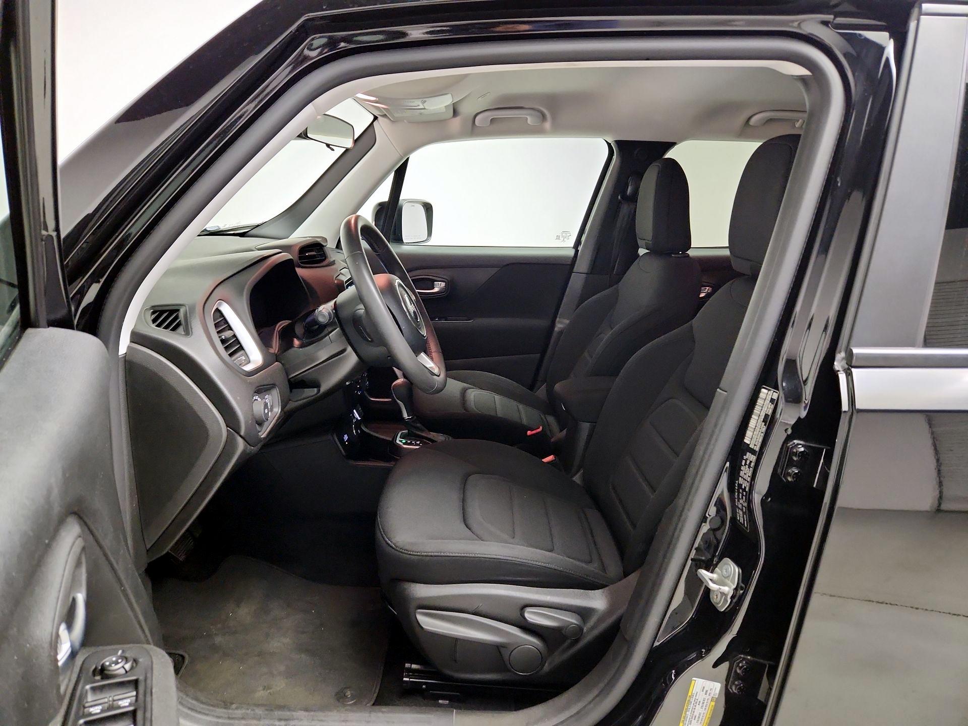 Thumbnail: 2020 Jeep Renegade - 11
