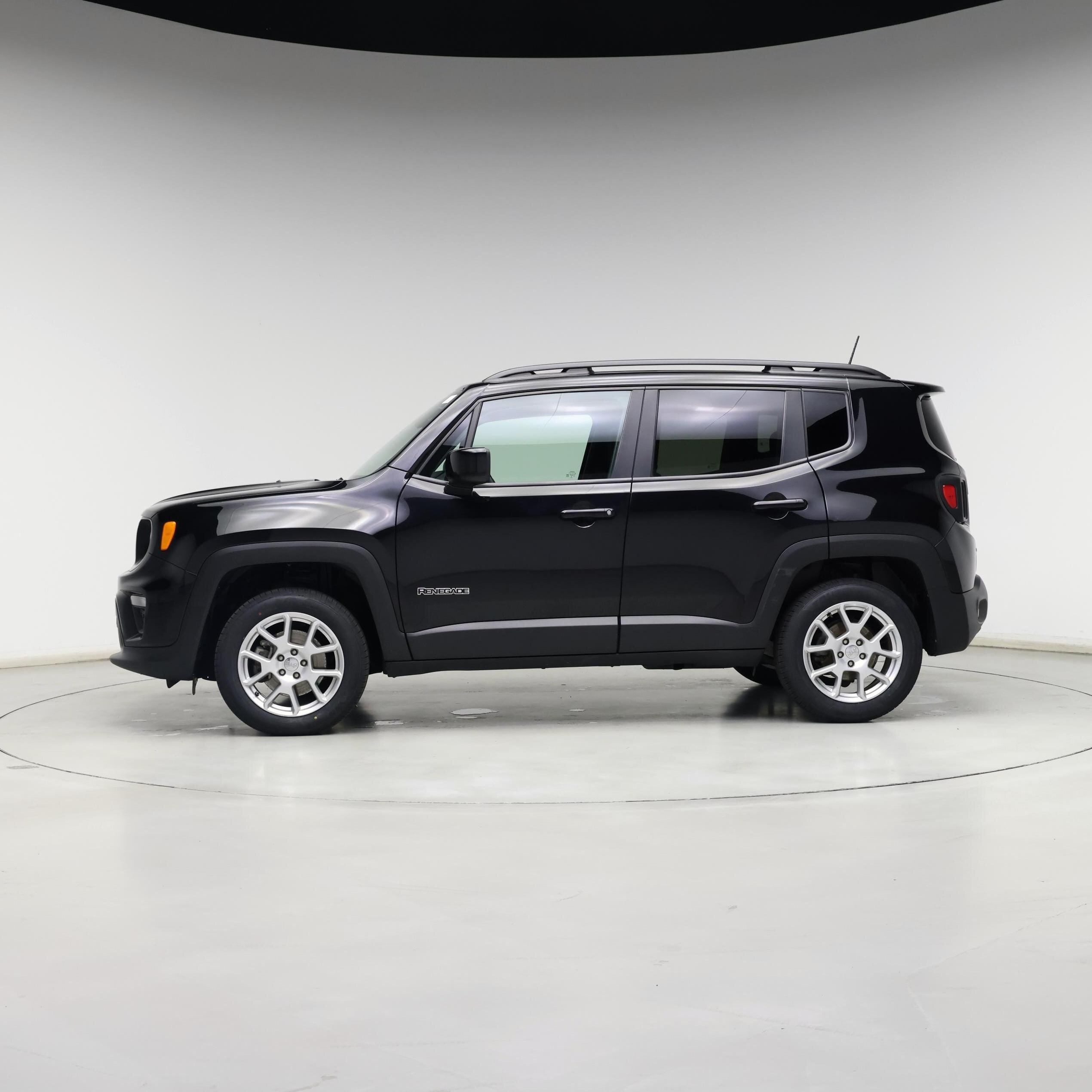 Thumbnail: 2020 Jeep Renegade - 3