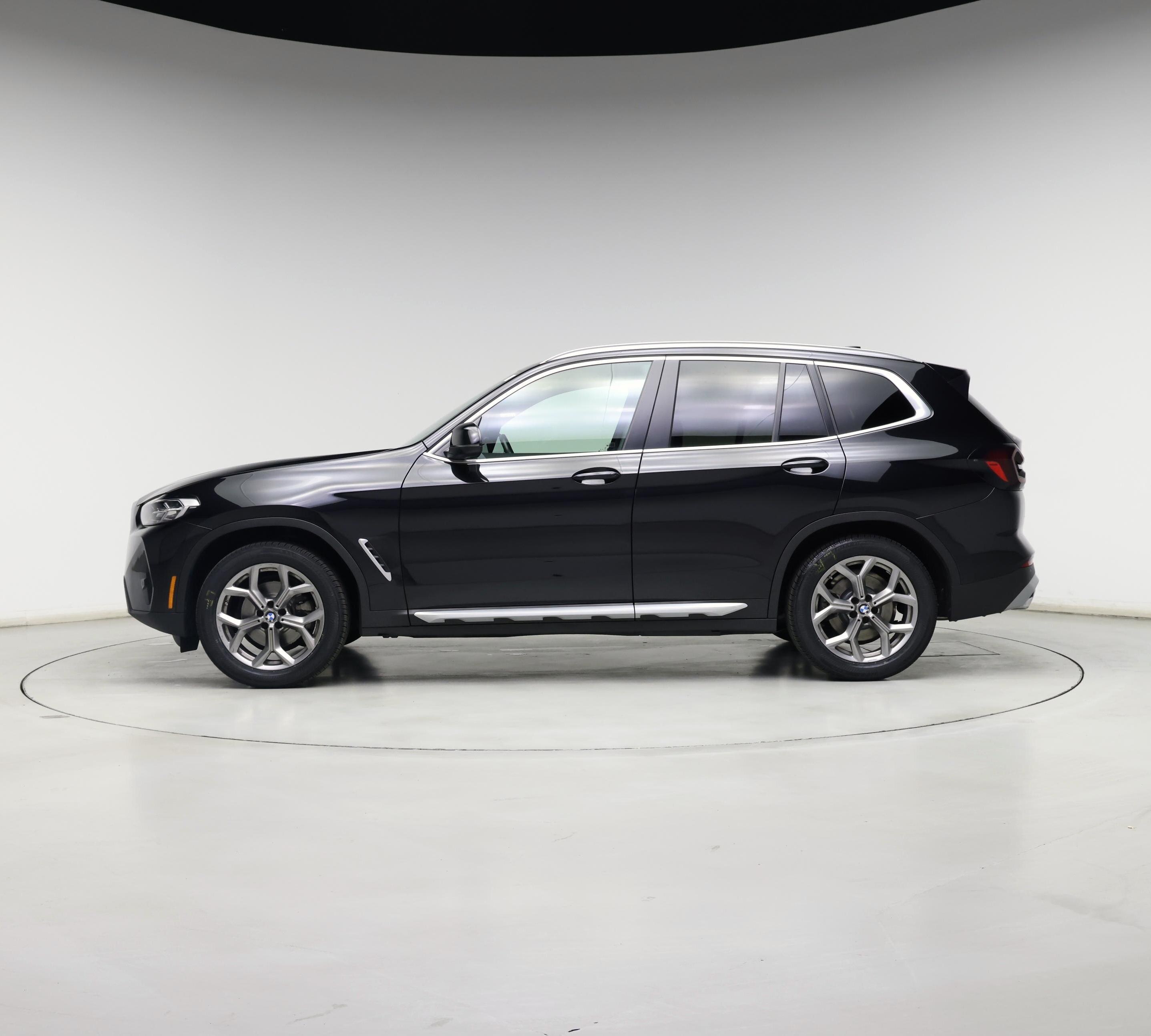 Thumbnail: 2022 BMW X3 - 3