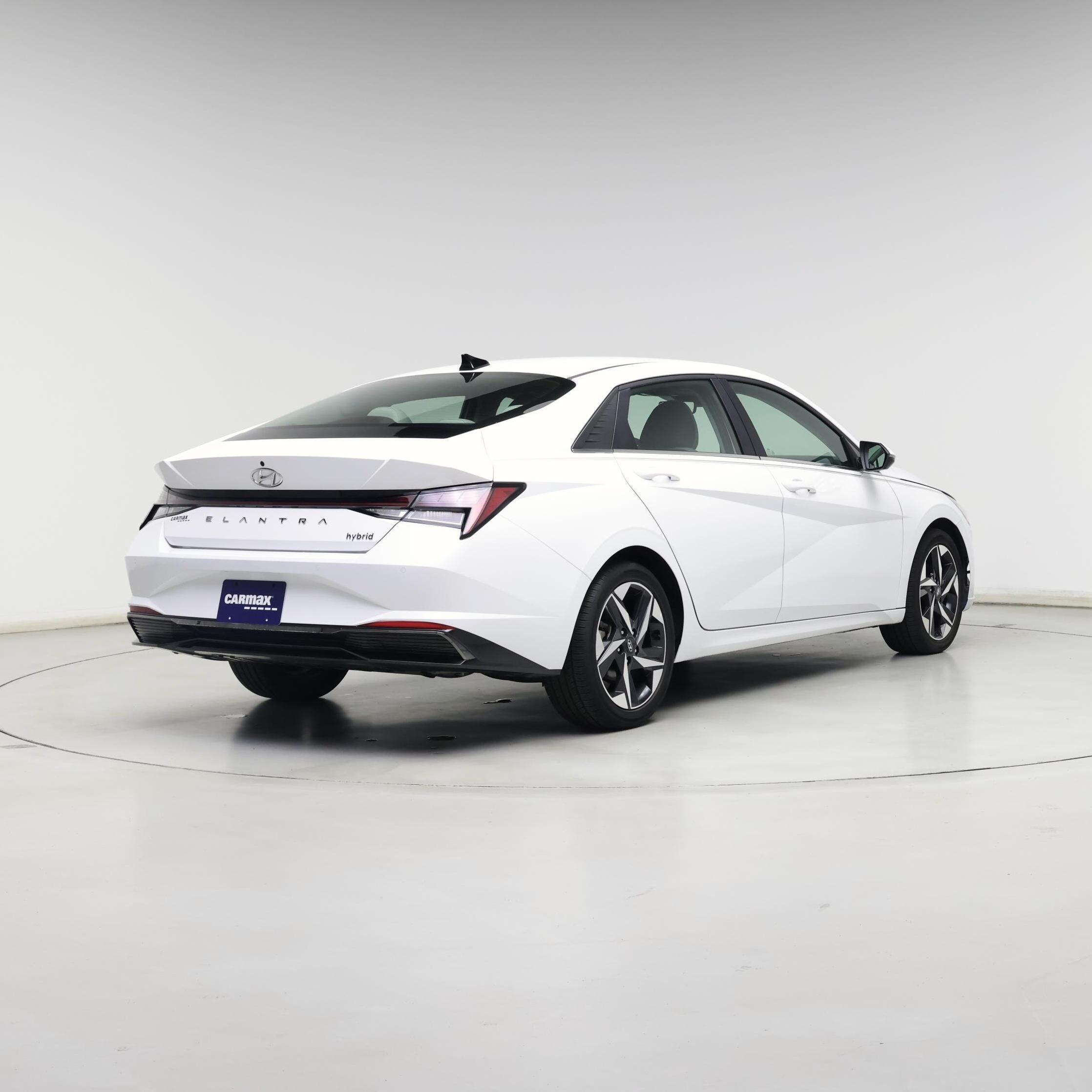 Thumbnail: 2021 Hyundai Elantra - 8