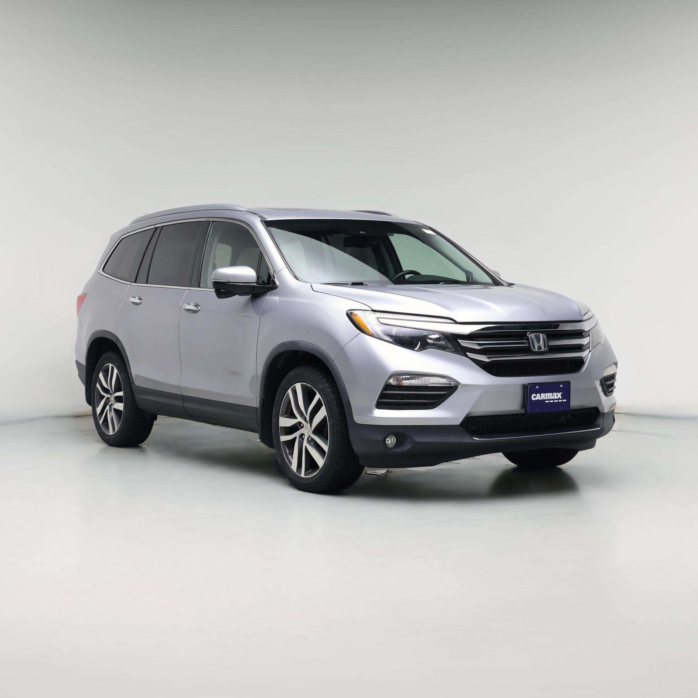 Thumbnail: 2017 Honda Pilot - 1