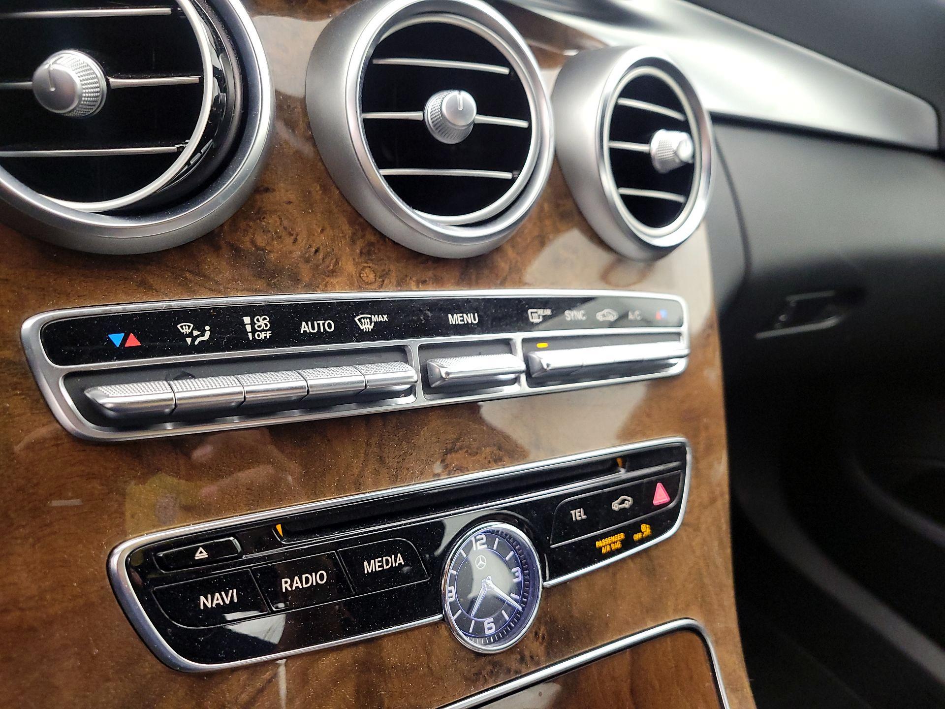 Thumbnail: 2018 Mercedes-Benz C-Class - 16