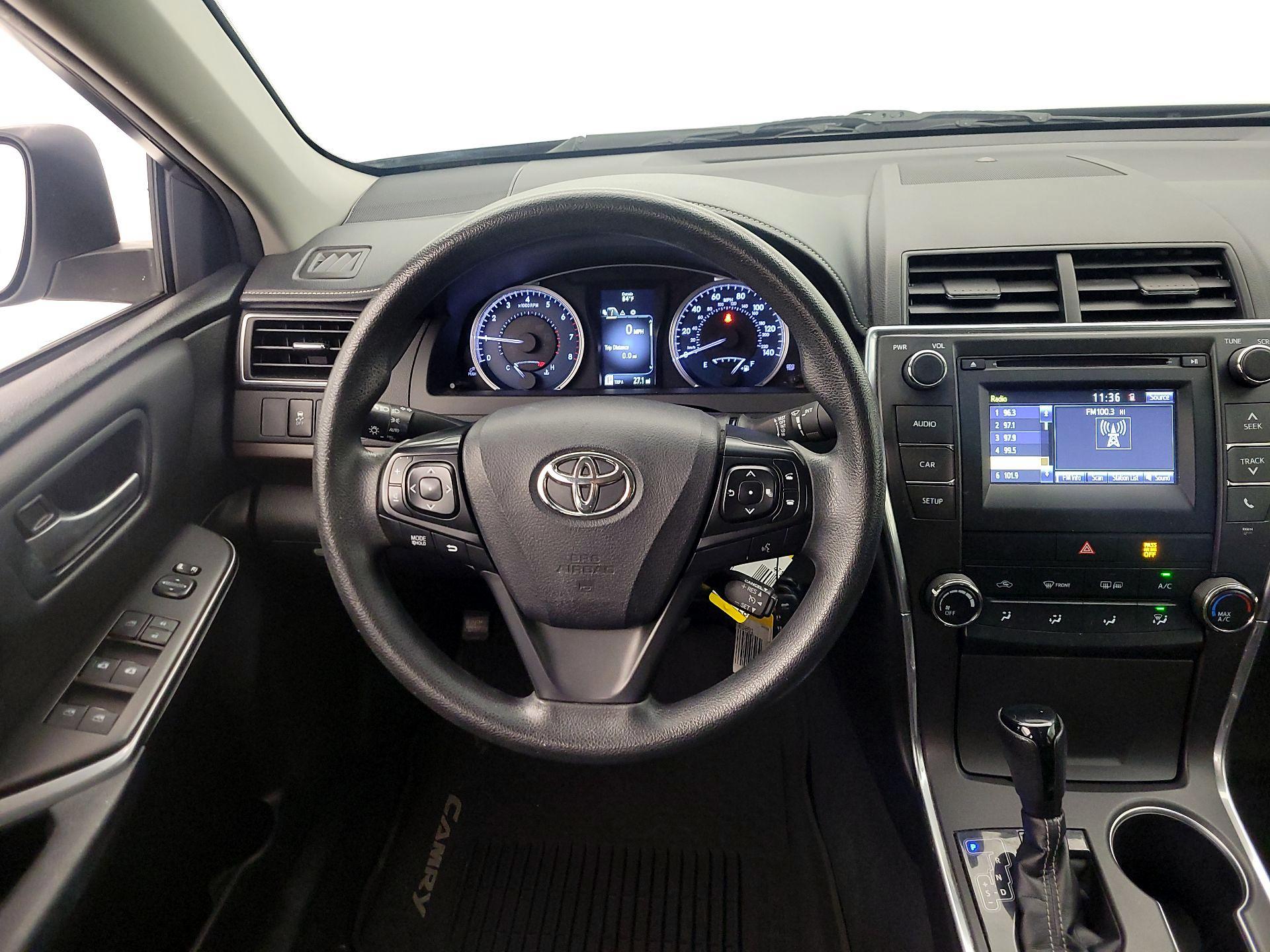 Thumbnail: 2017 Toyota Camry - 10