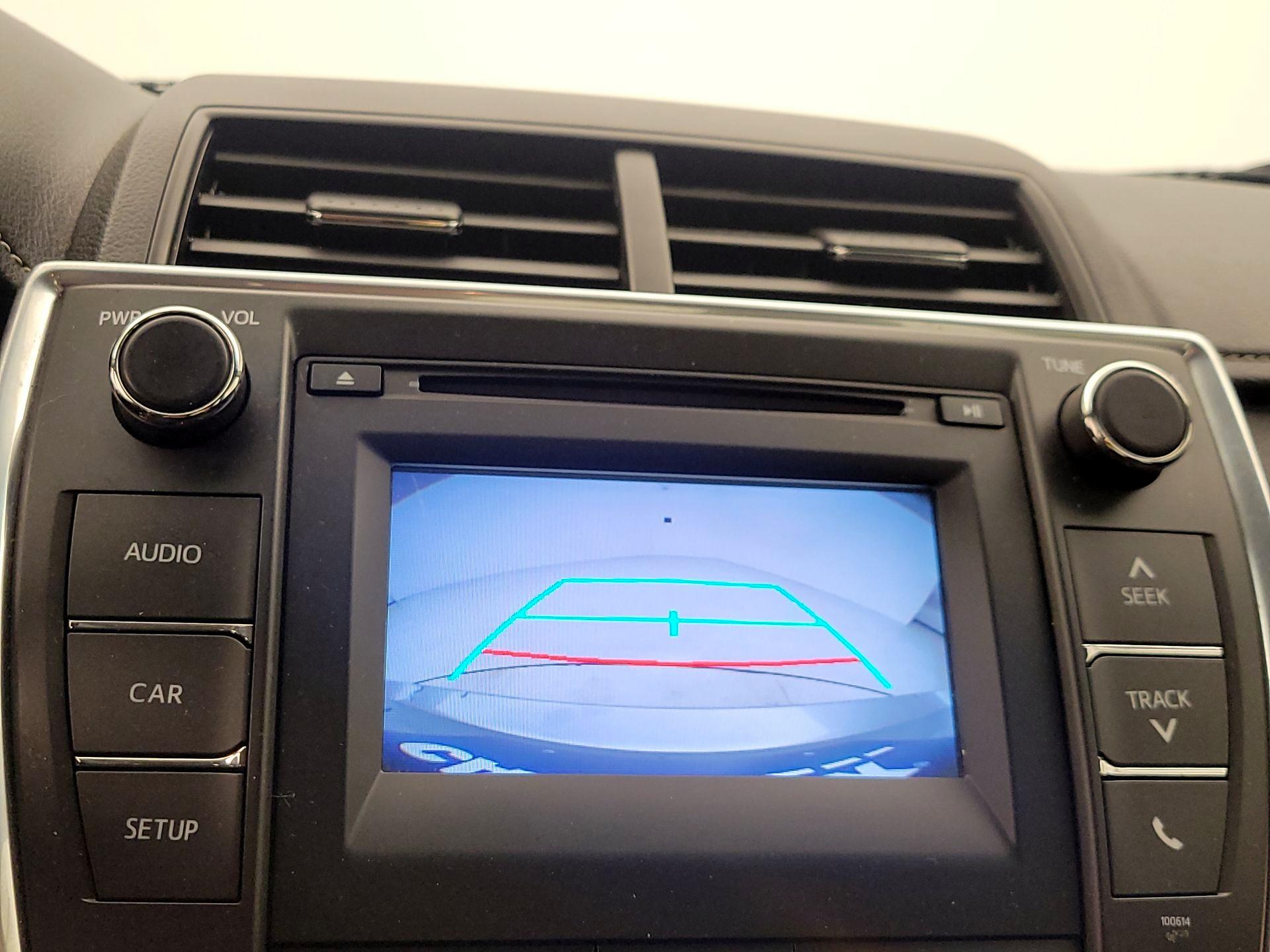 Thumbnail: 2017 Toyota Camry - 13