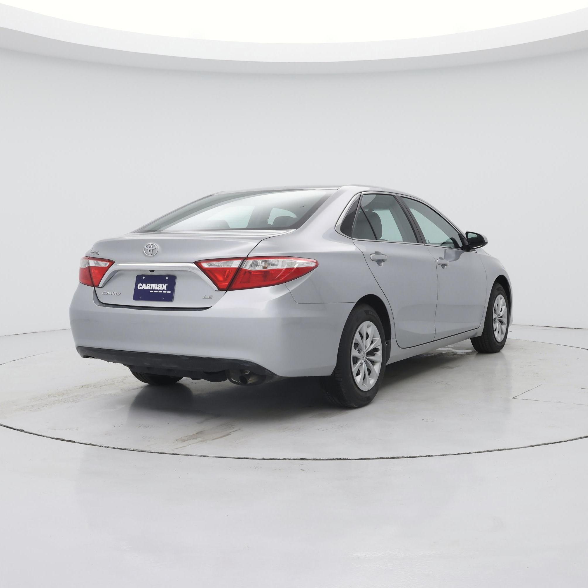 Thumbnail: 2017 Toyota Camry - 8