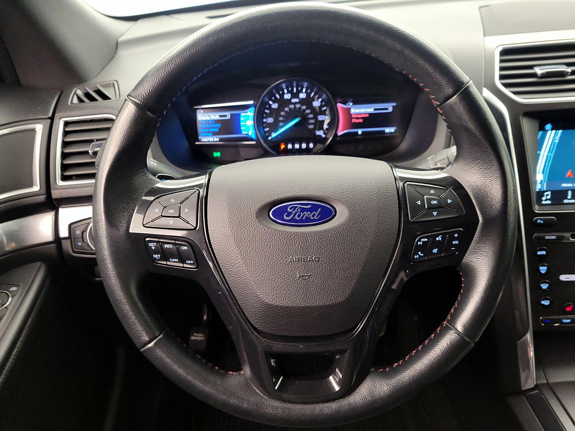 Thumbnail: 2017 Ford Explorer - 10