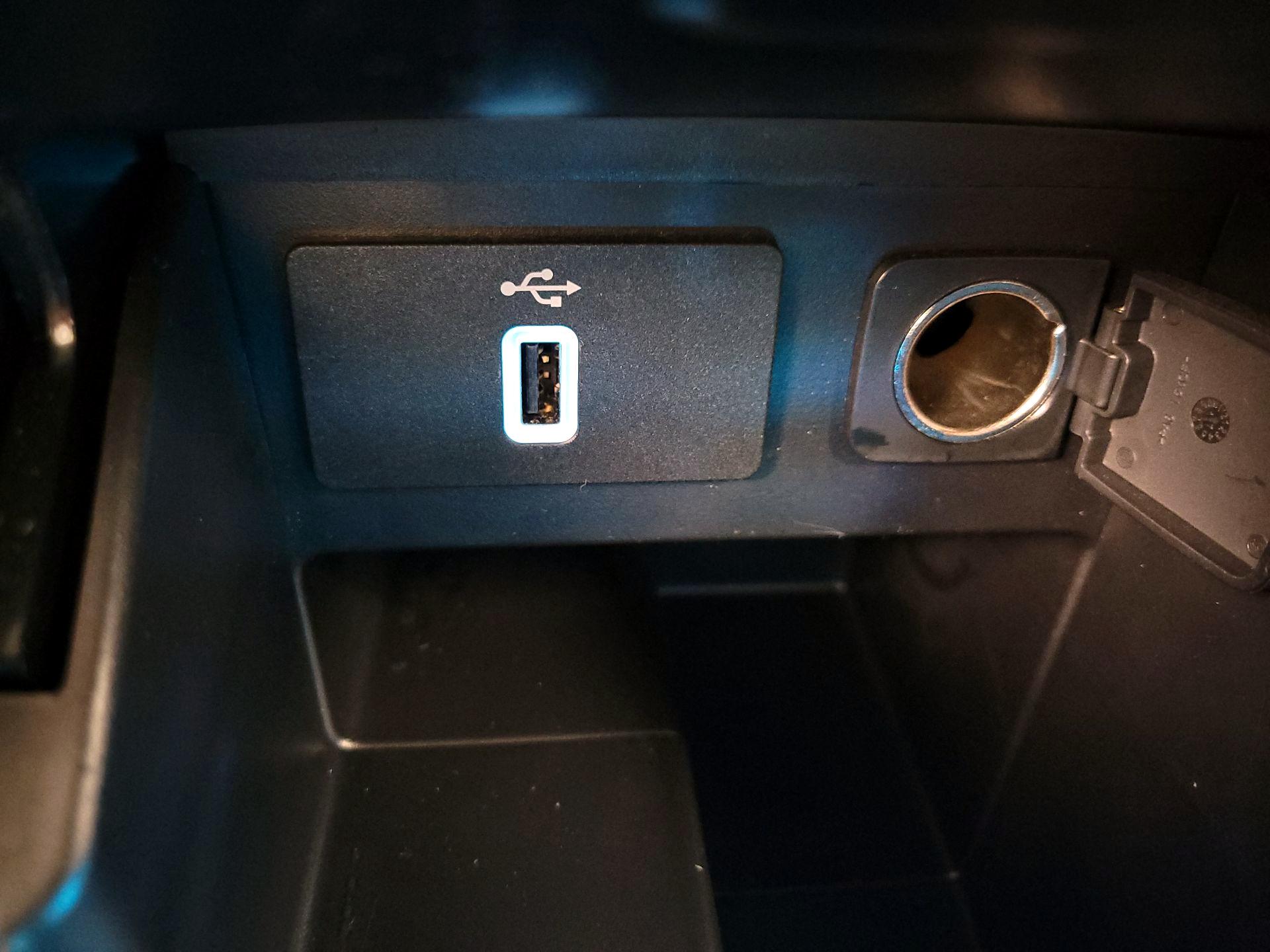 Thumbnail: 2017 Ford Explorer - 19