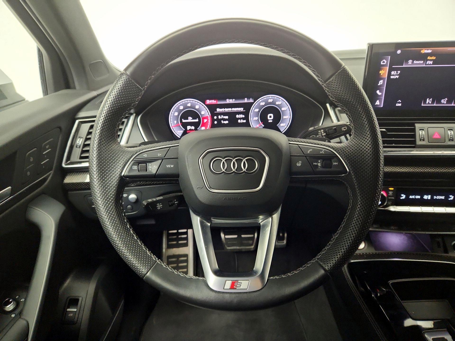 Thumbnail: 2021 Audi SQ5 - 10