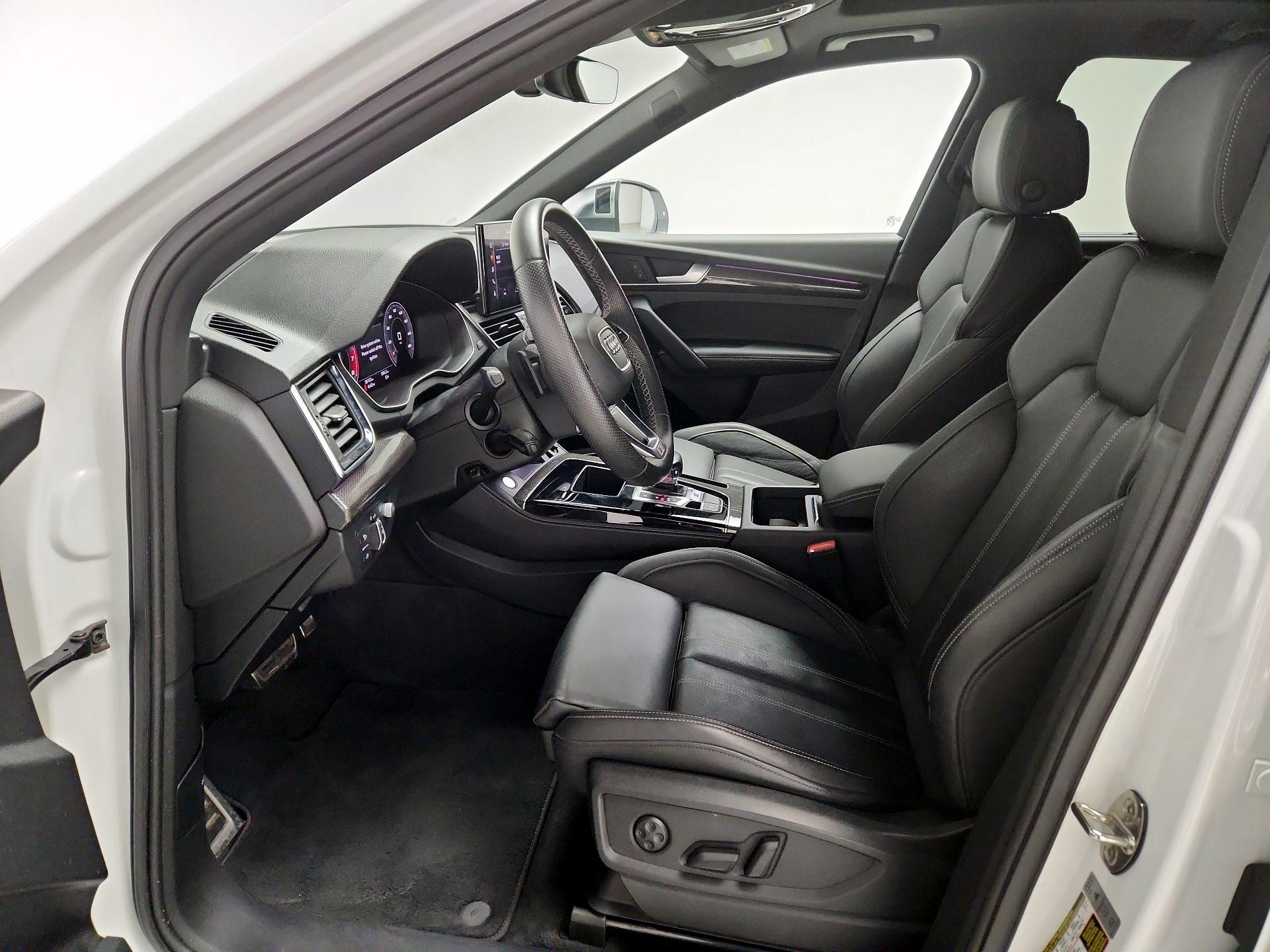 Thumbnail: 2021 Audi SQ5 - 11