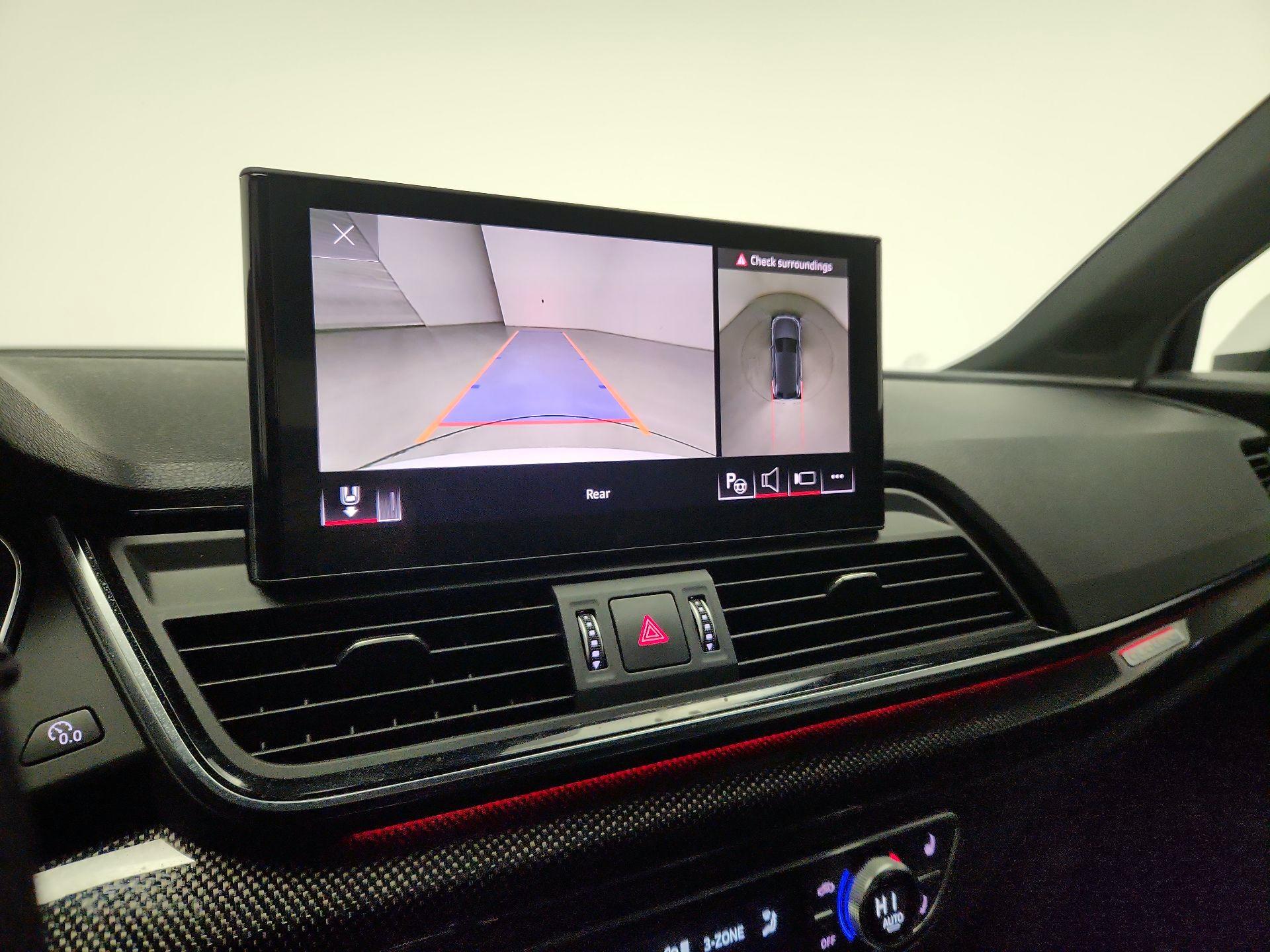 Thumbnail: 2021 Audi SQ5 - 15