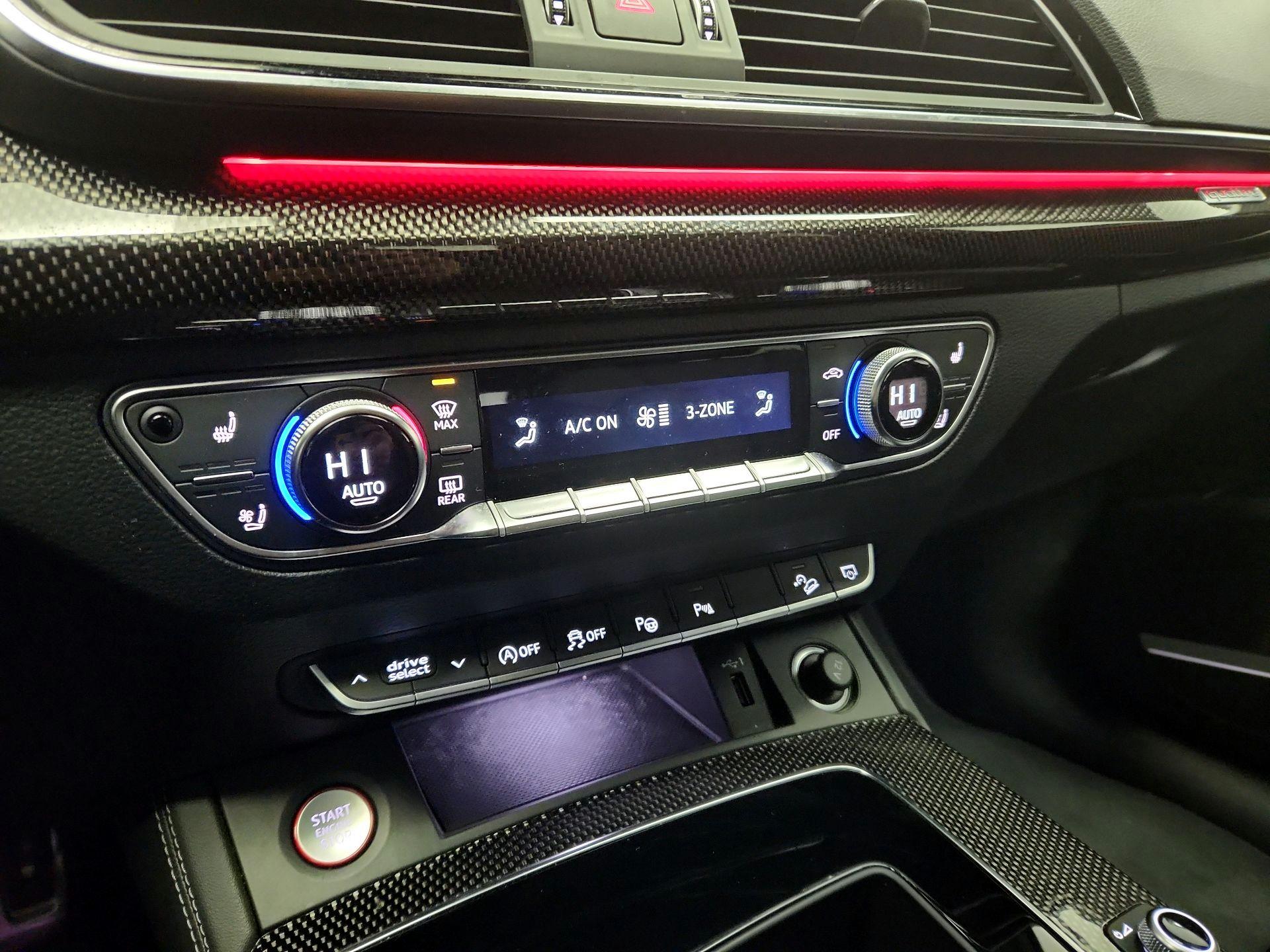 Thumbnail: 2021 Audi SQ5 - 17