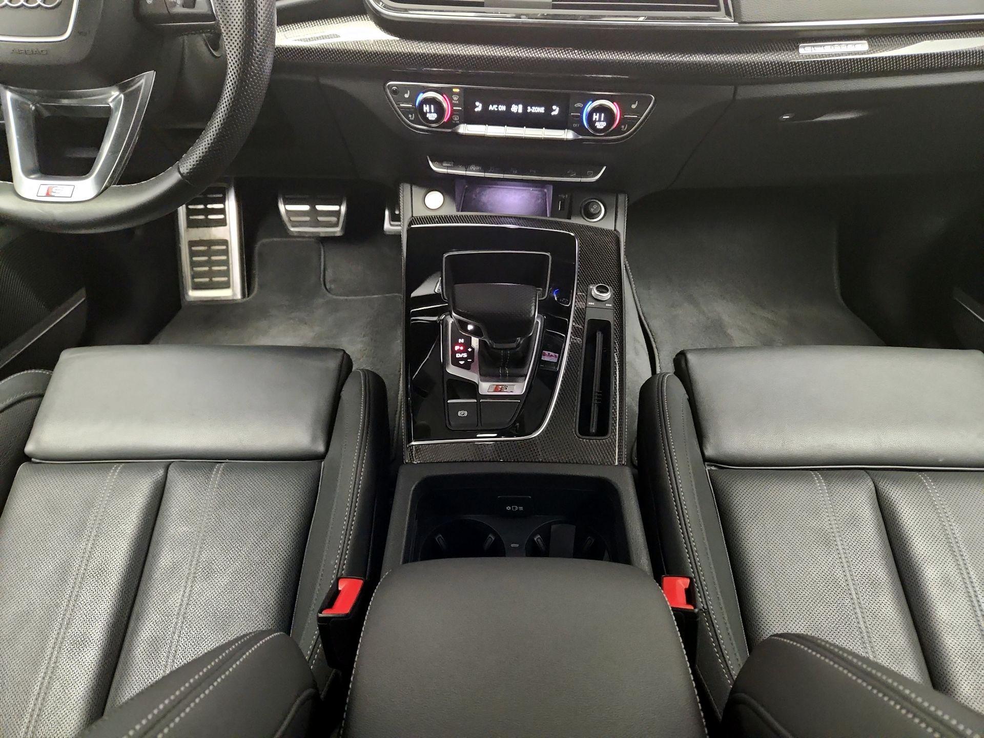 Thumbnail: 2021 Audi SQ5 - 18