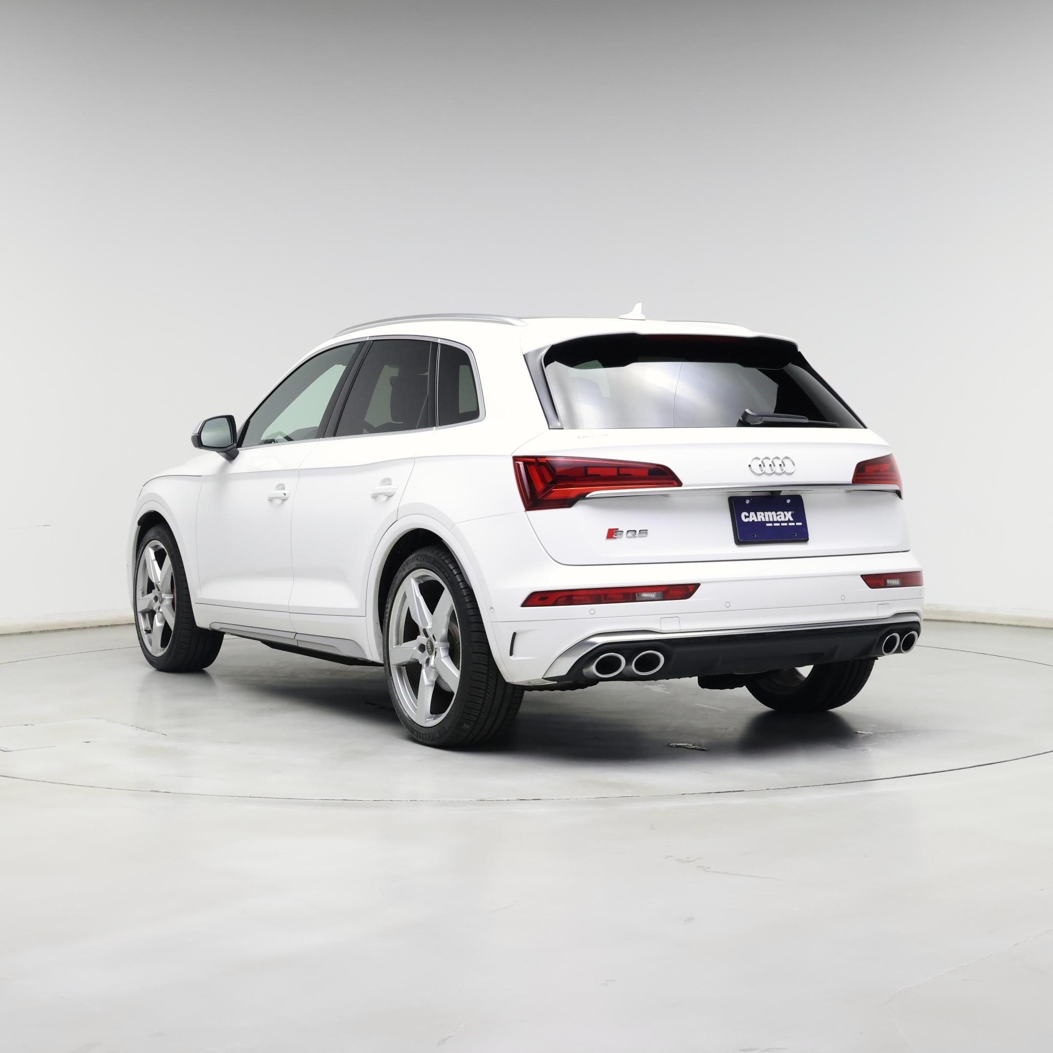 Thumbnail: 2021 Audi SQ5 - 2