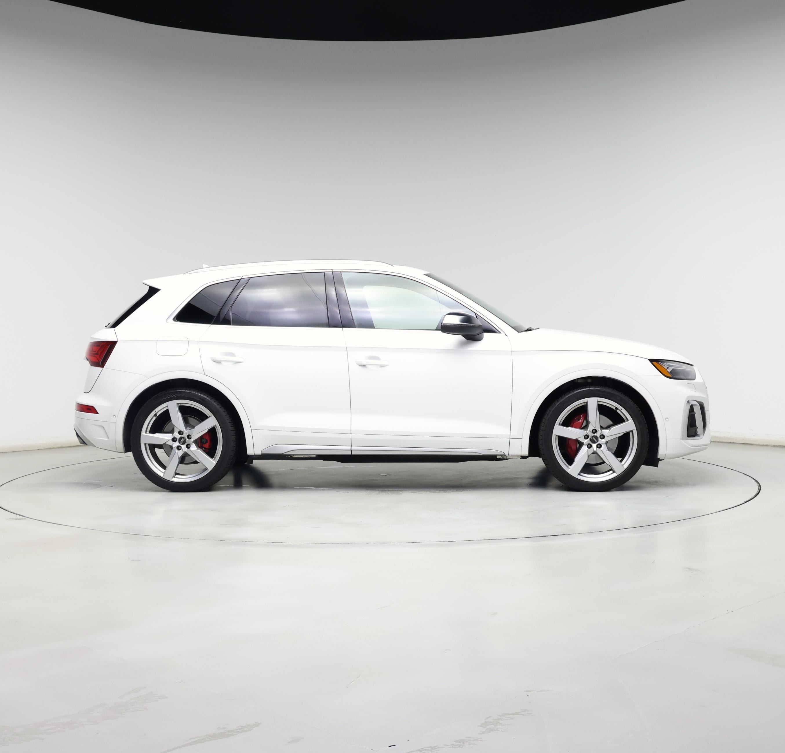 Thumbnail: 2021 Audi SQ5 - 7