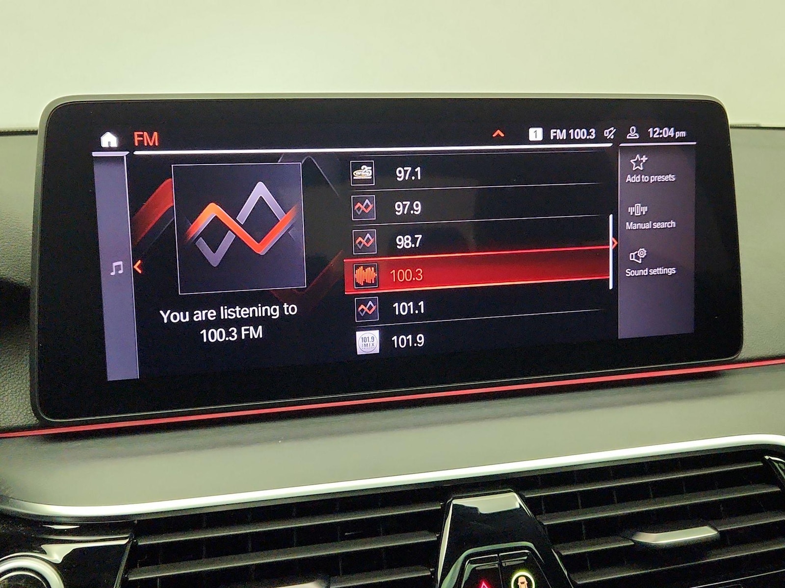 2021 BMW 5 Series 540i - Photo 16