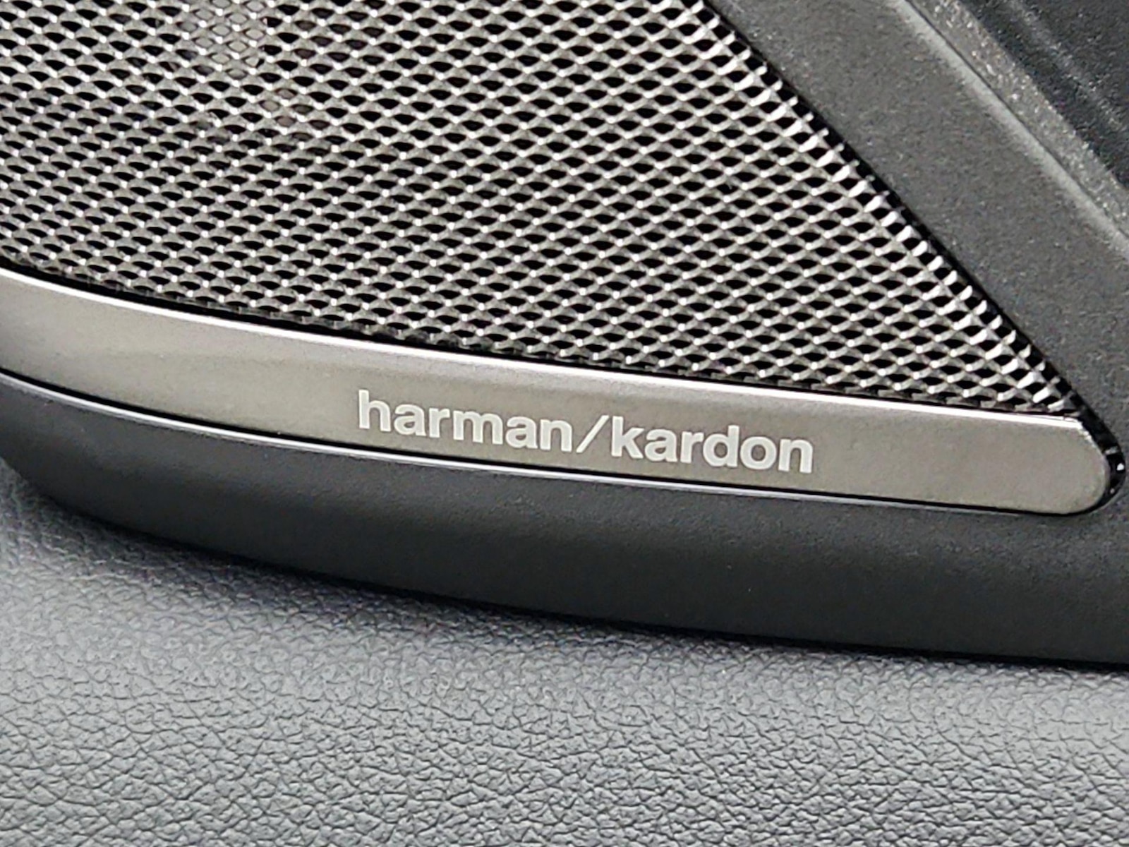 2021 BMW 5 Series 540i - Photo 24