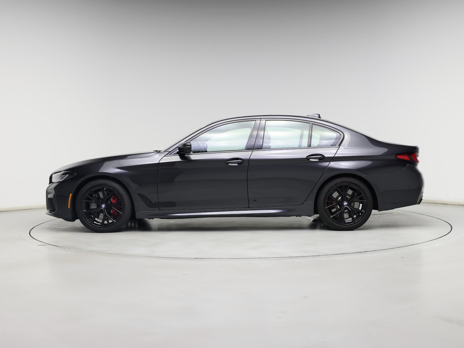2021 BMW 5 Series 540i - Photo 4