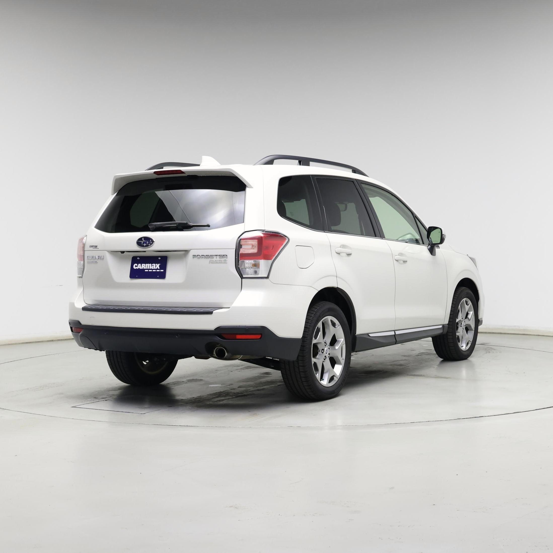 Thumbnail: 2017 Subaru Forester - 8